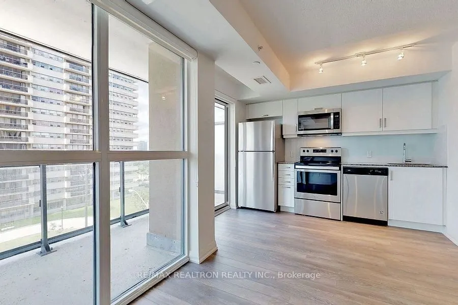 20 Meadowglen Place, #534