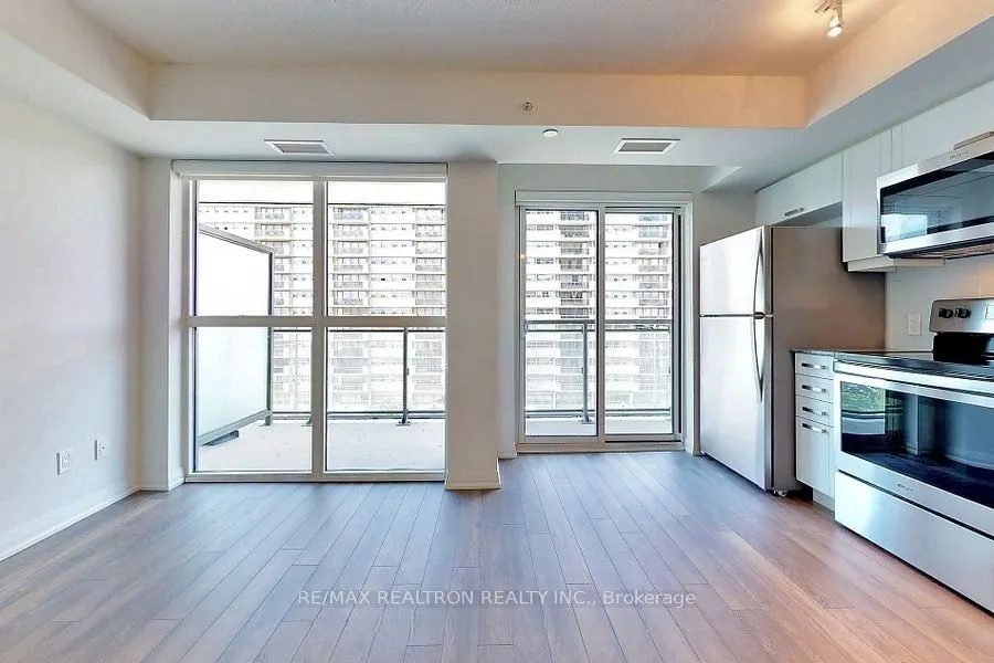 20 Meadowglen Place, #534