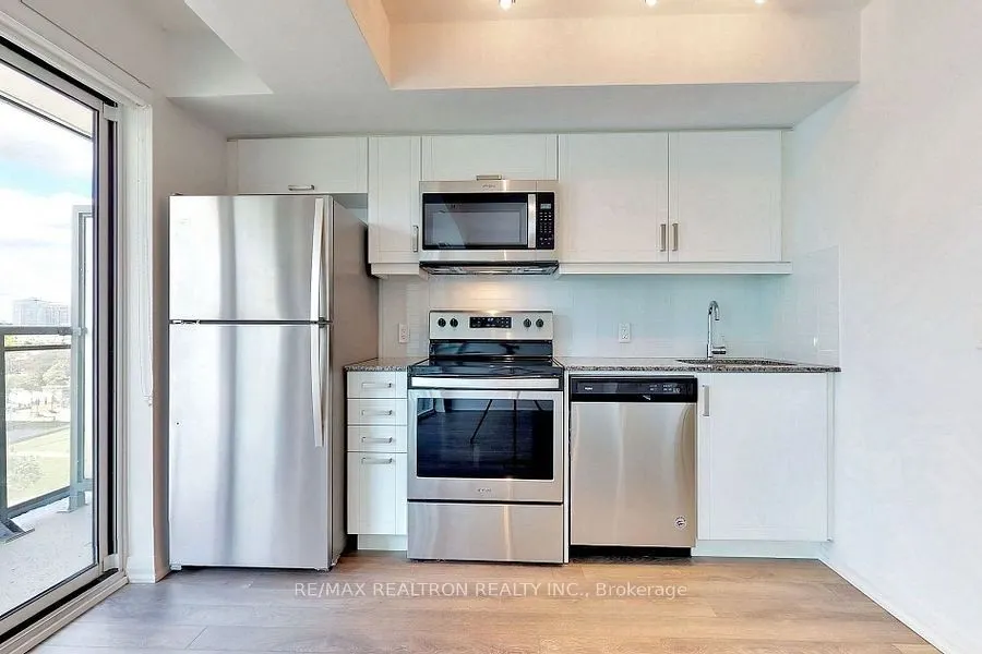 20 Meadowglen Place, #534