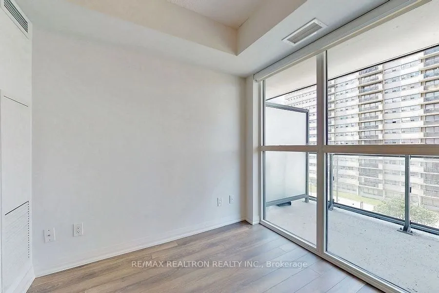 20 Meadowglen Place, #534