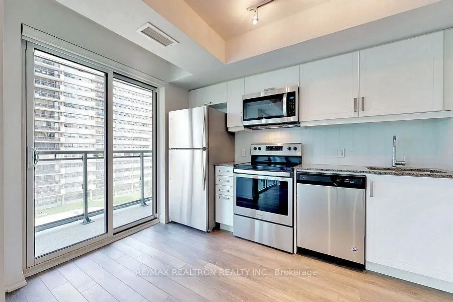 20 Meadowglen Place, #534