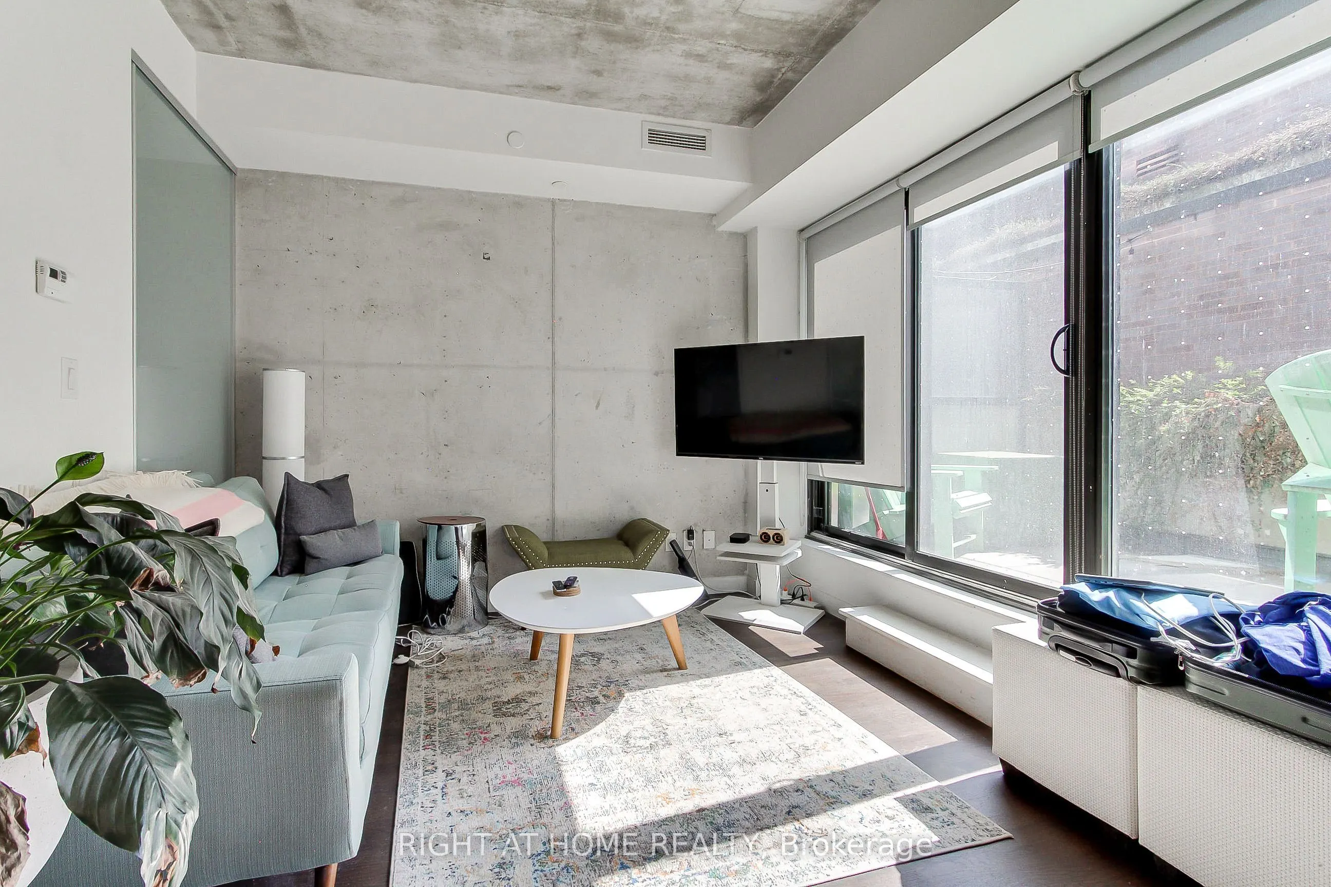 246 Logan Avenue, #206