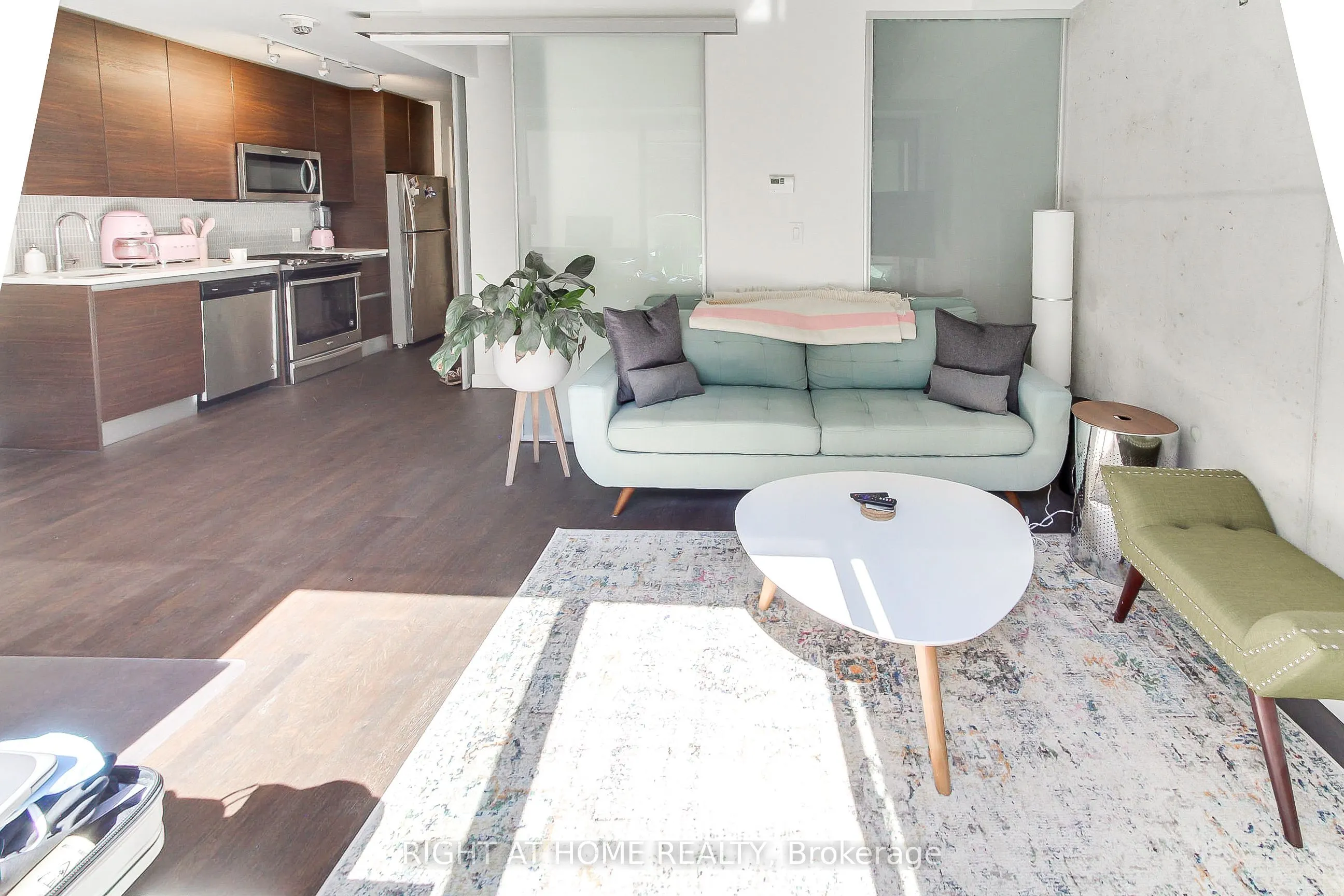 246 Logan Avenue, #206