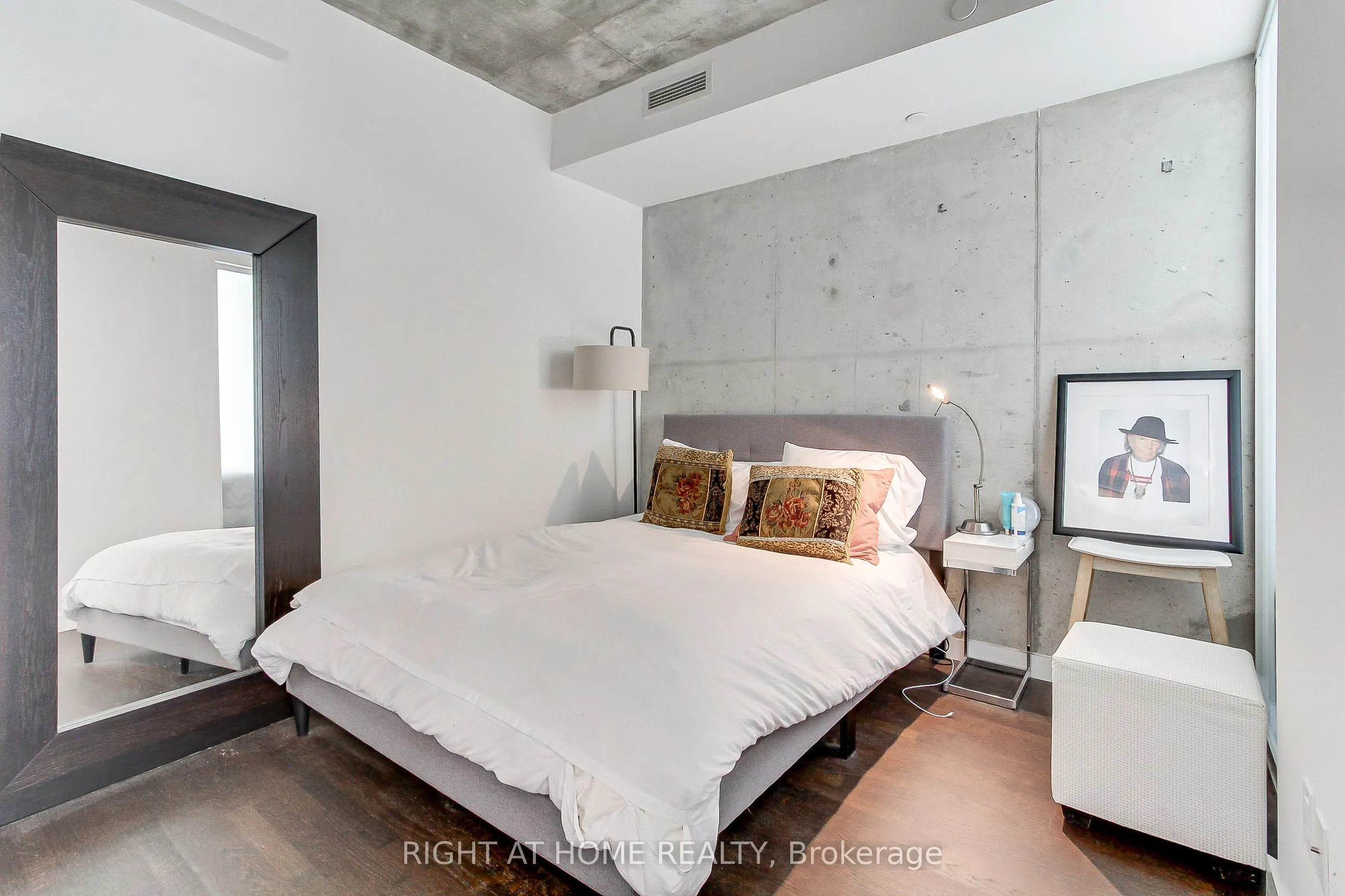246 Logan Avenue, #206