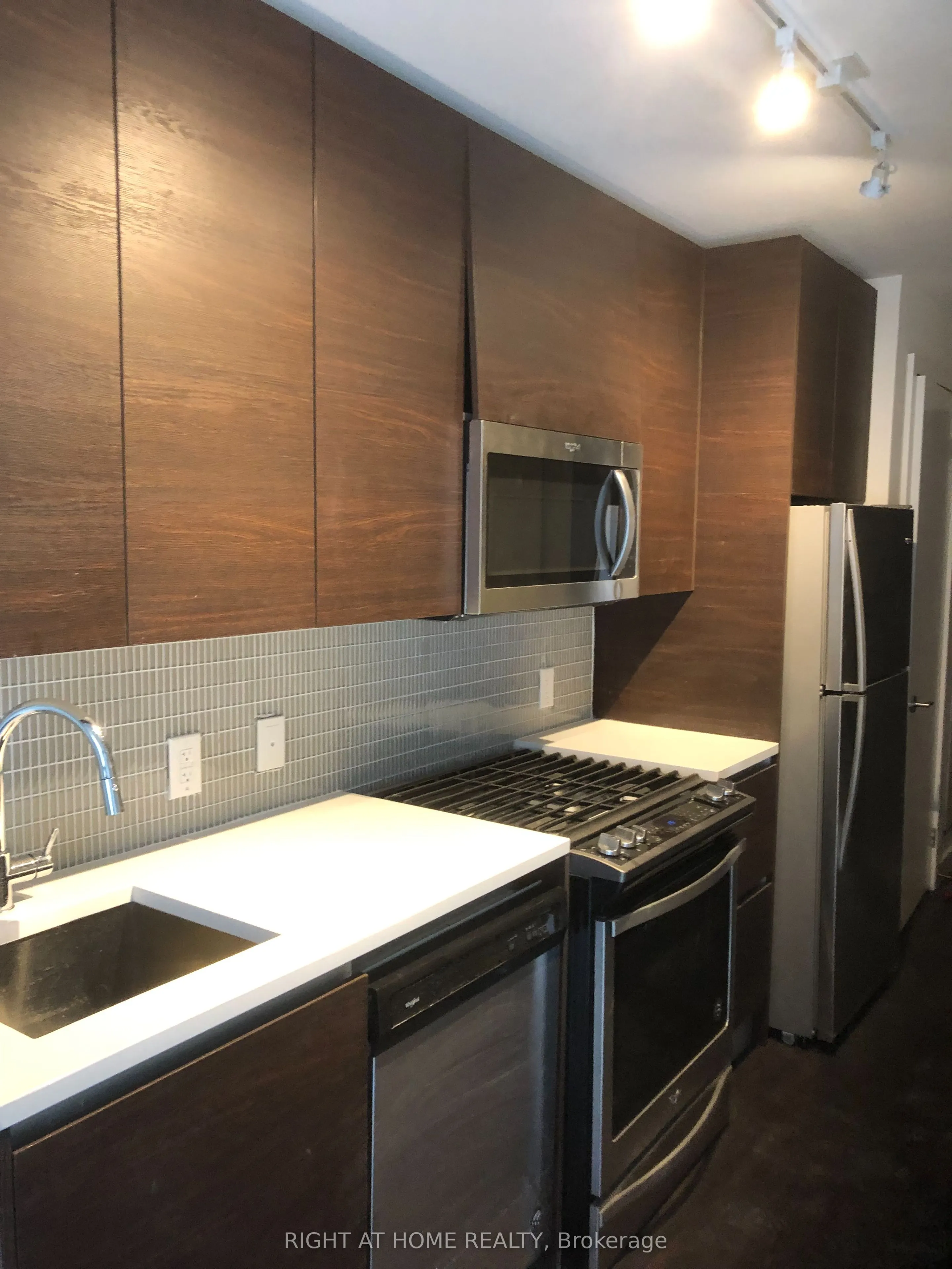 246 Logan Avenue, #206