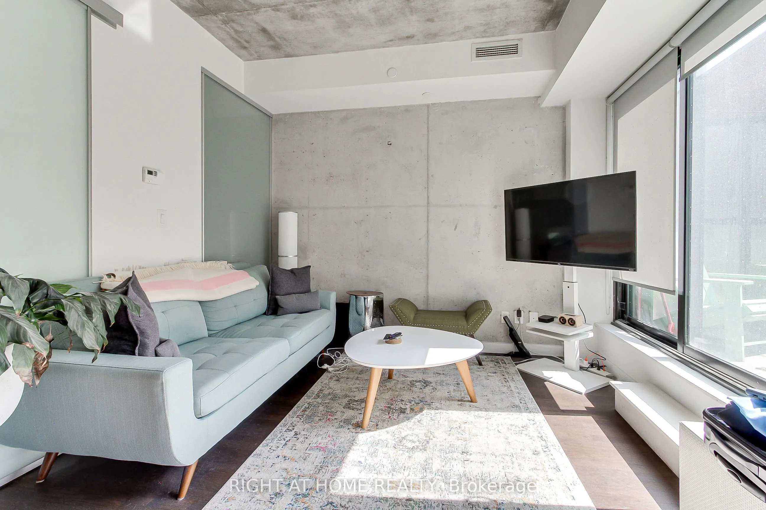 246 Logan Avenue, #206