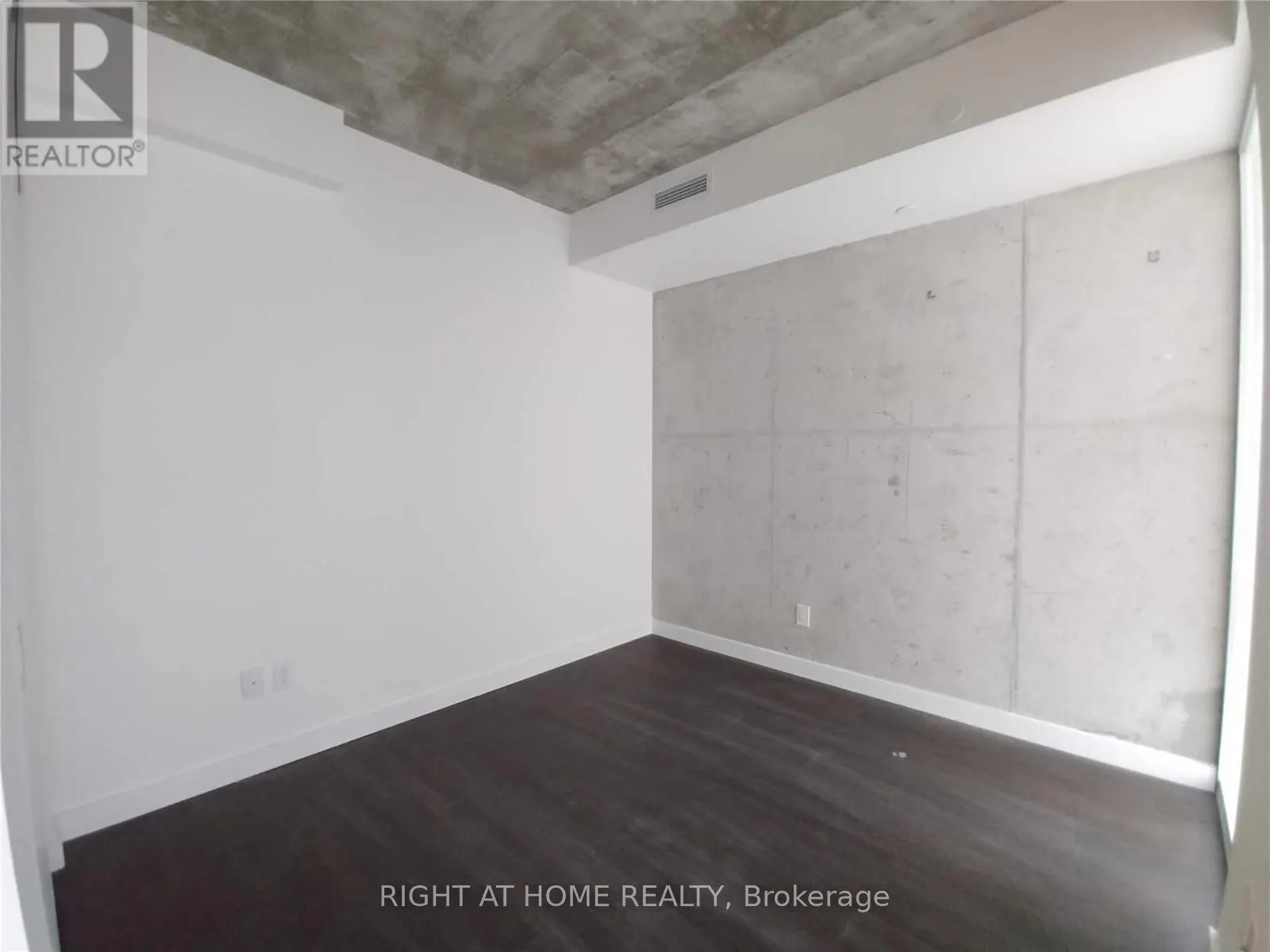 246 Logan Avenue, #206