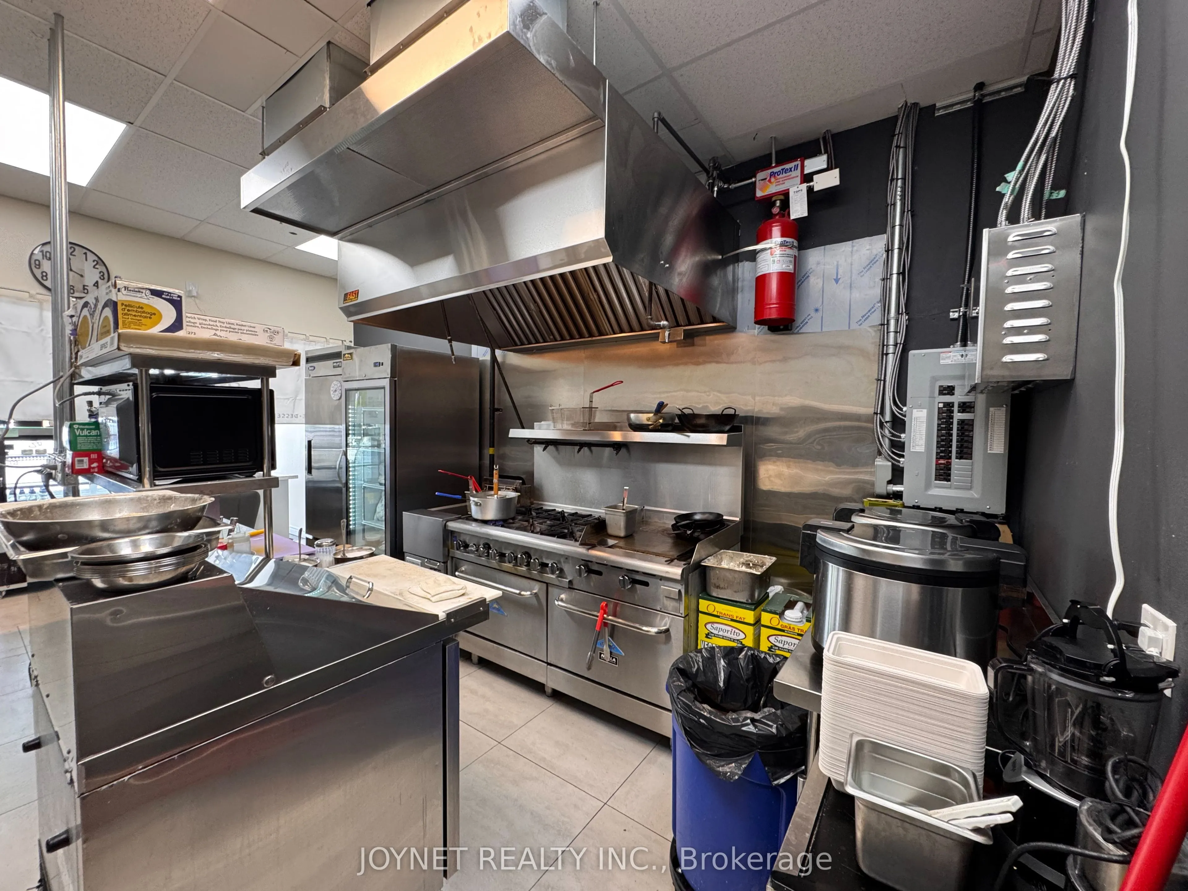 3262 Midland Avenue, #E106