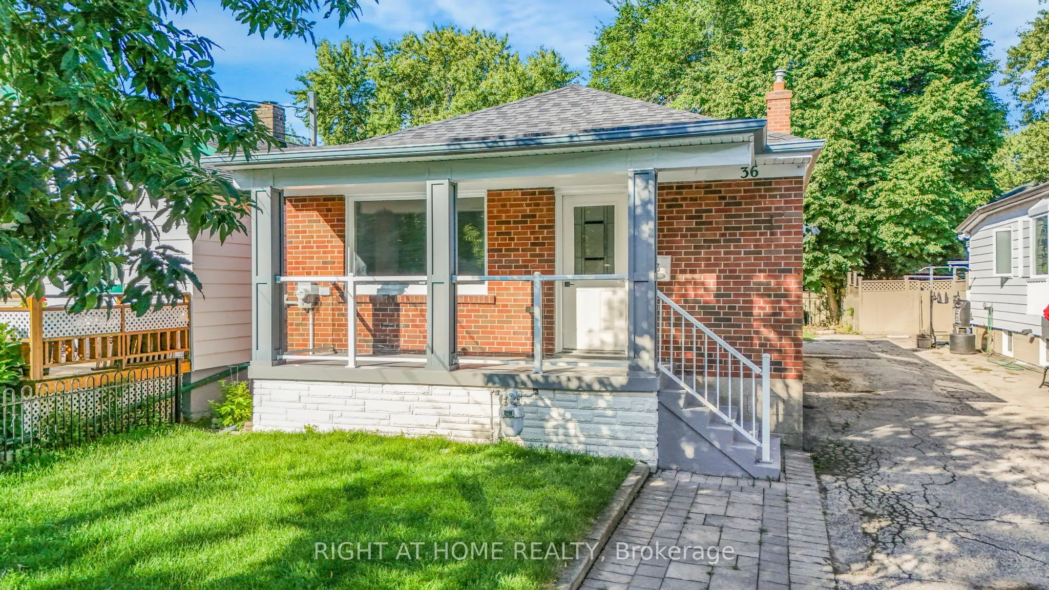 36 Vanbrugh Avenue