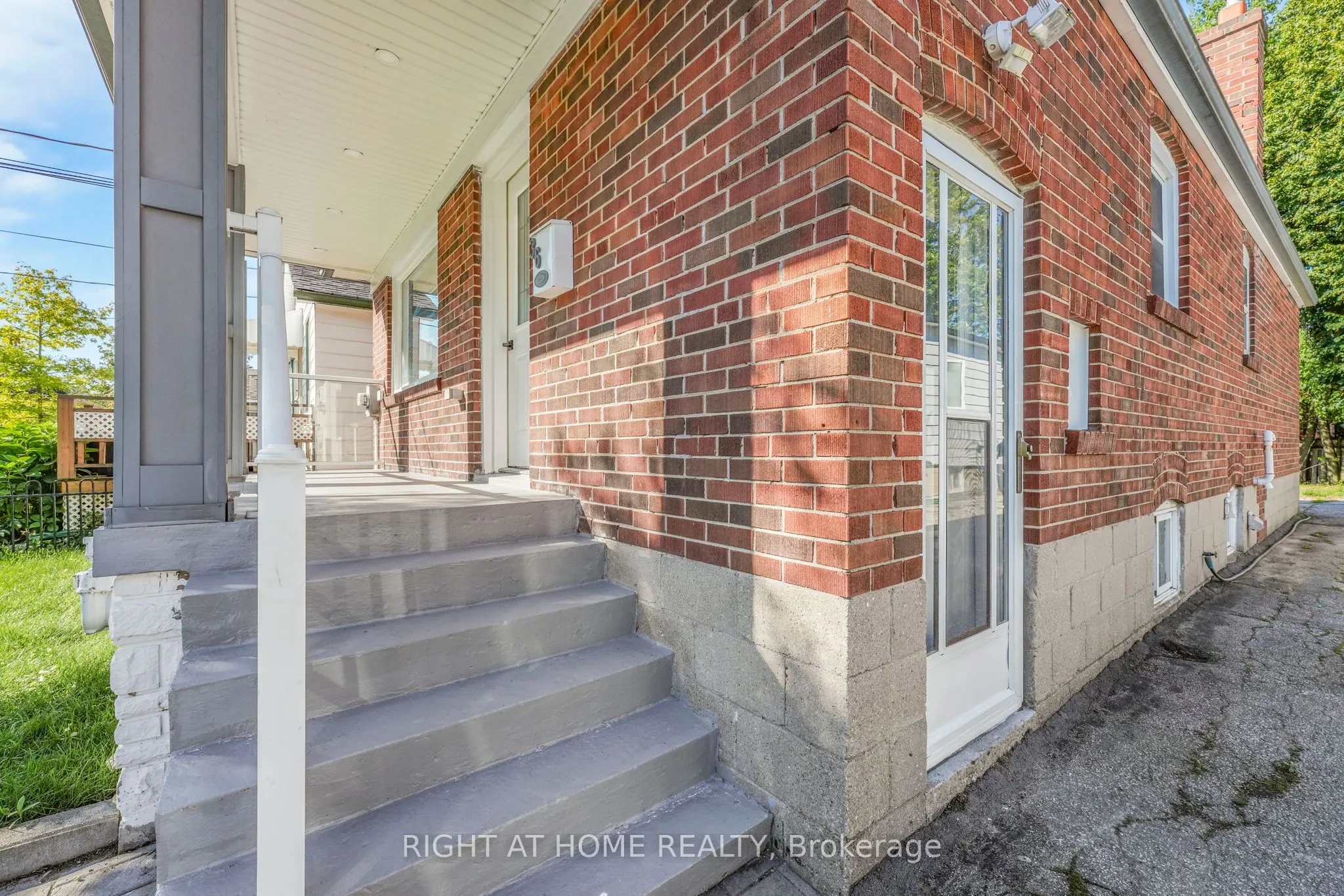 36 Vanbrugh Avenue