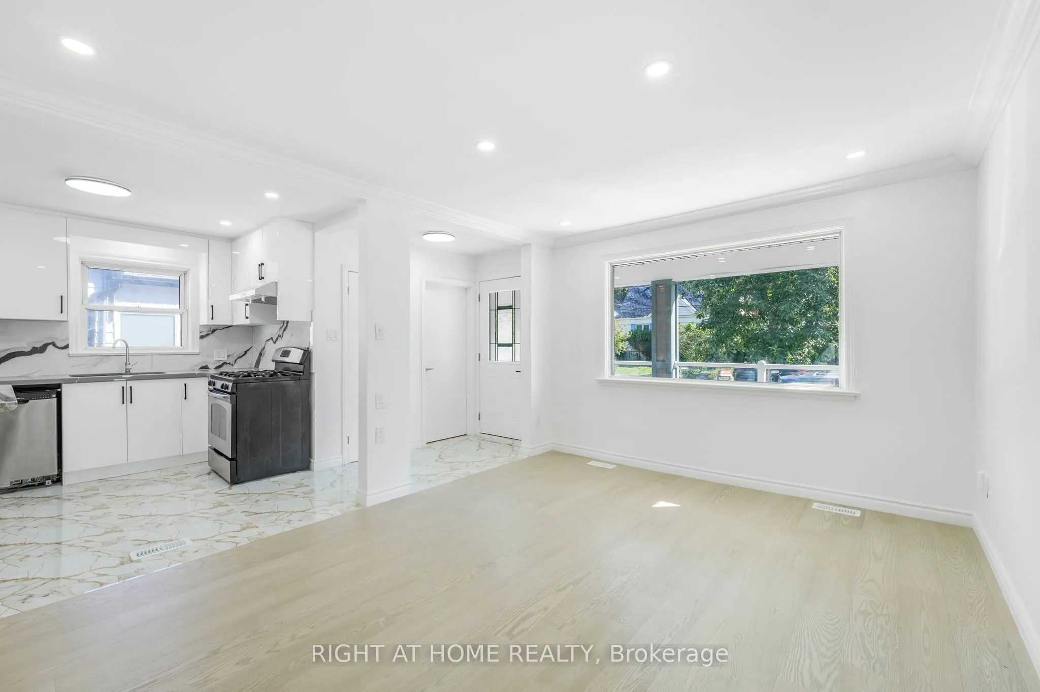 36 Vanbrugh Avenue