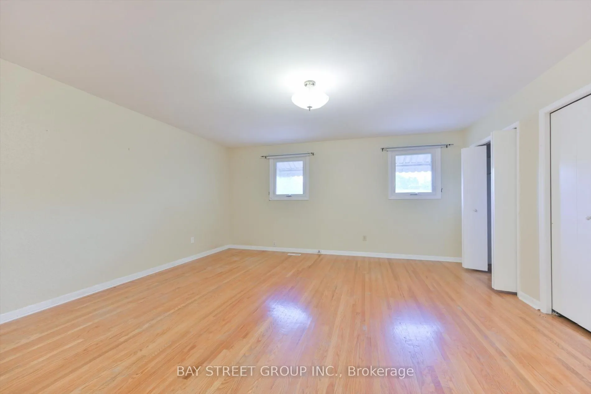 33 Kilchurn Castle Drive