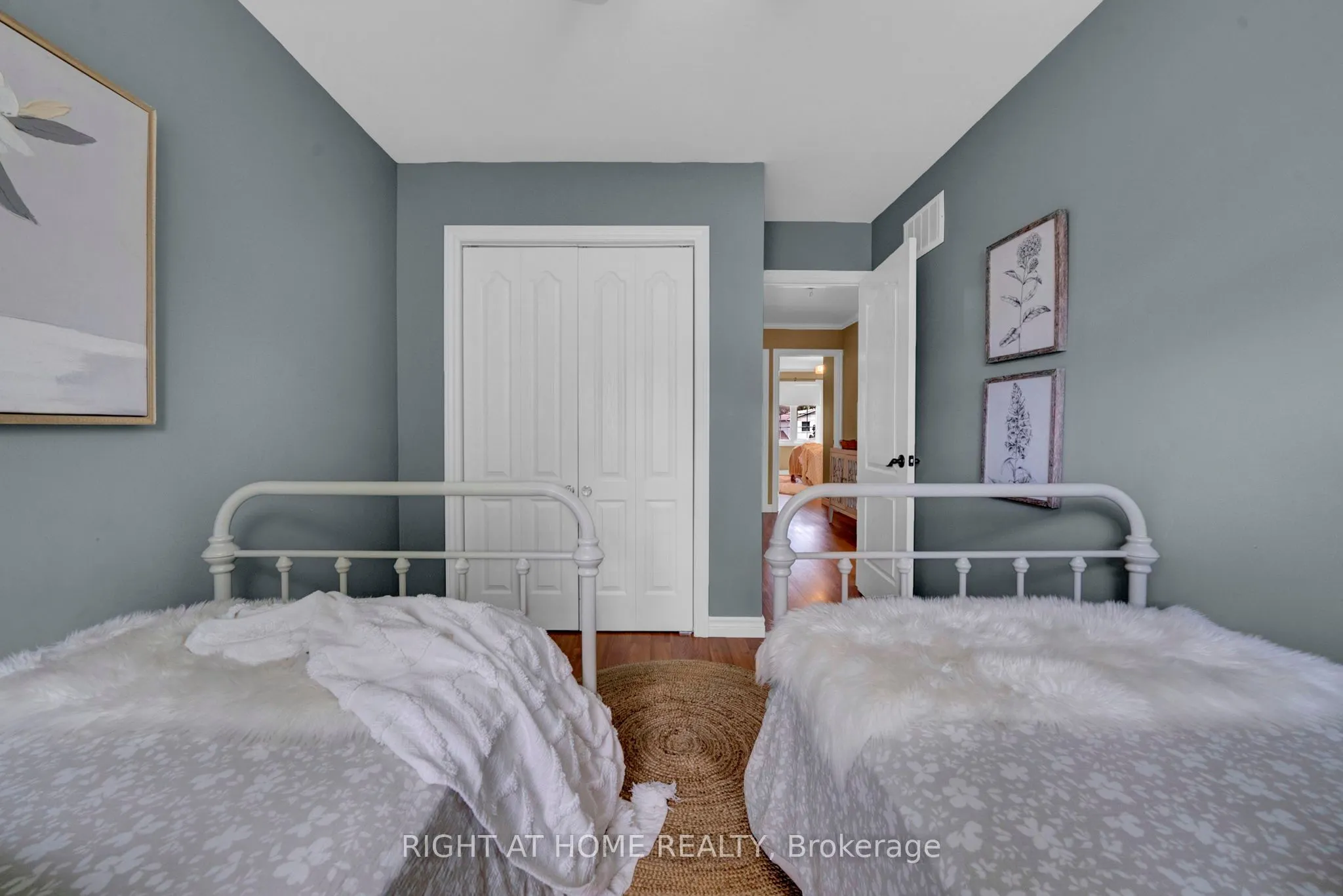 1194 Northgate Crescent