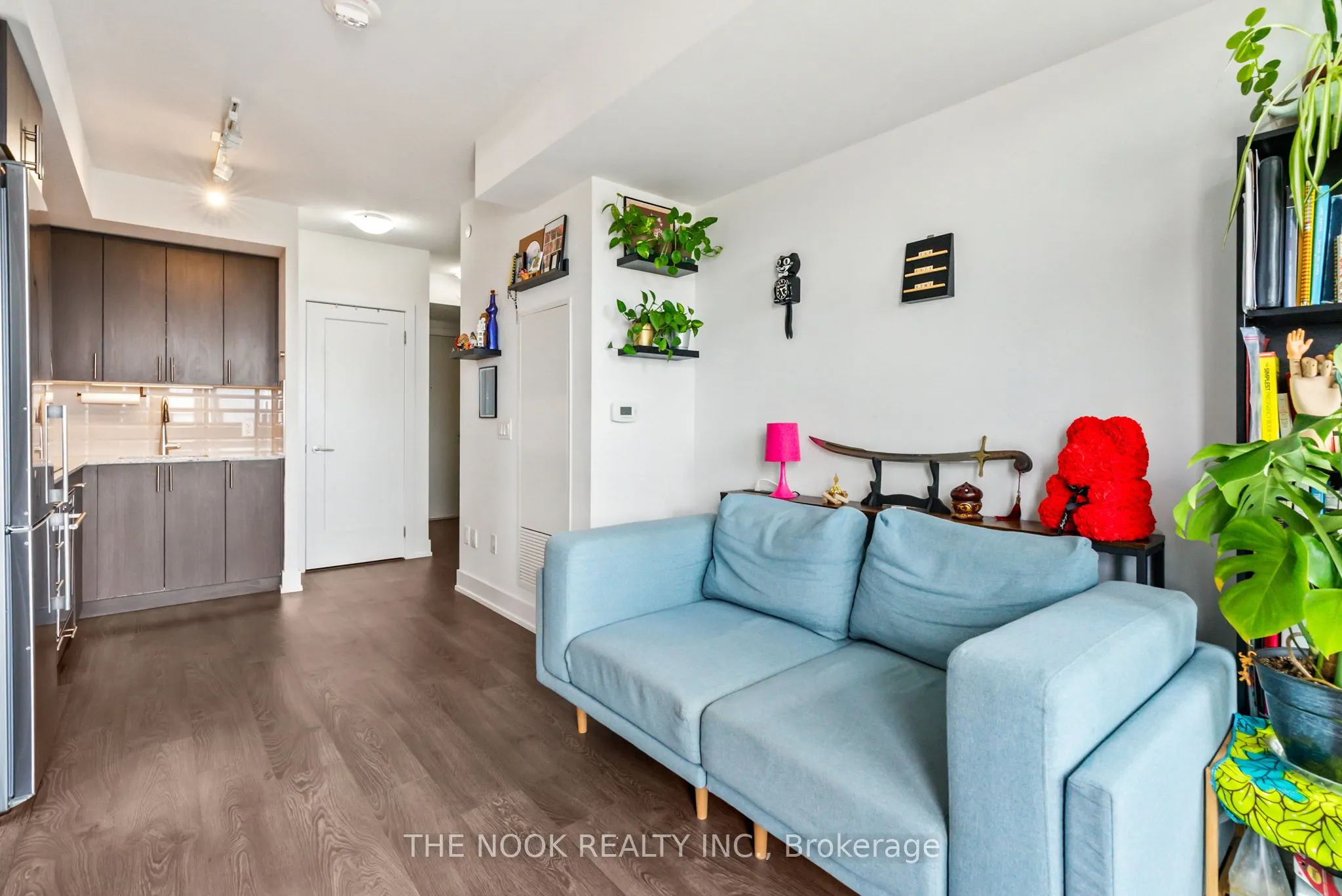 2550 Simcoe Street N, #805