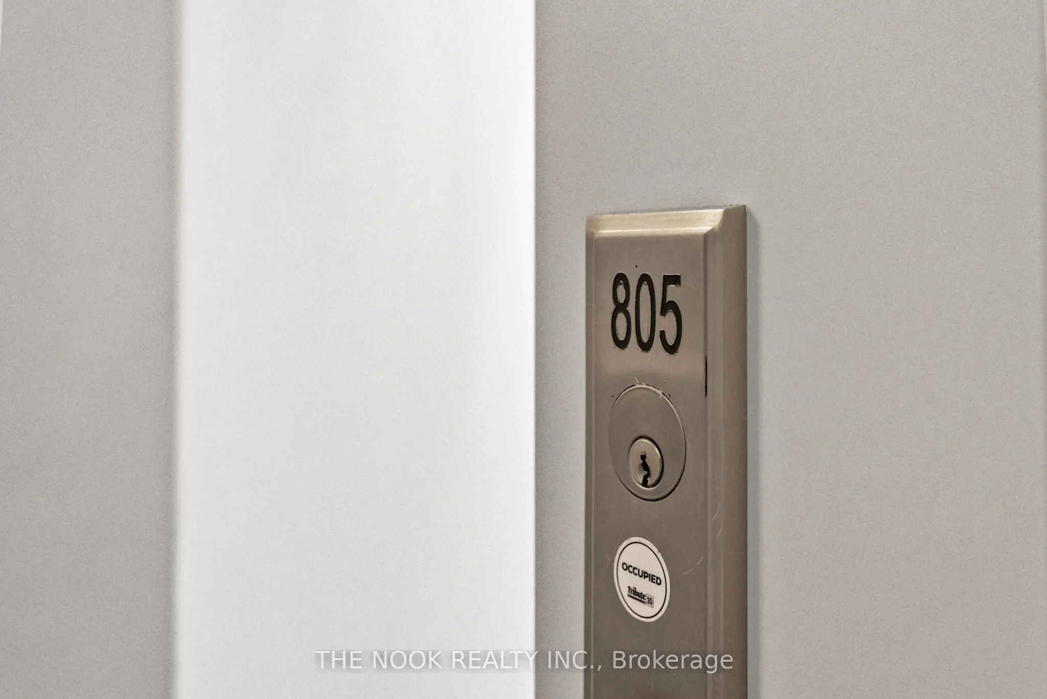2550 Simcoe Street N, #805