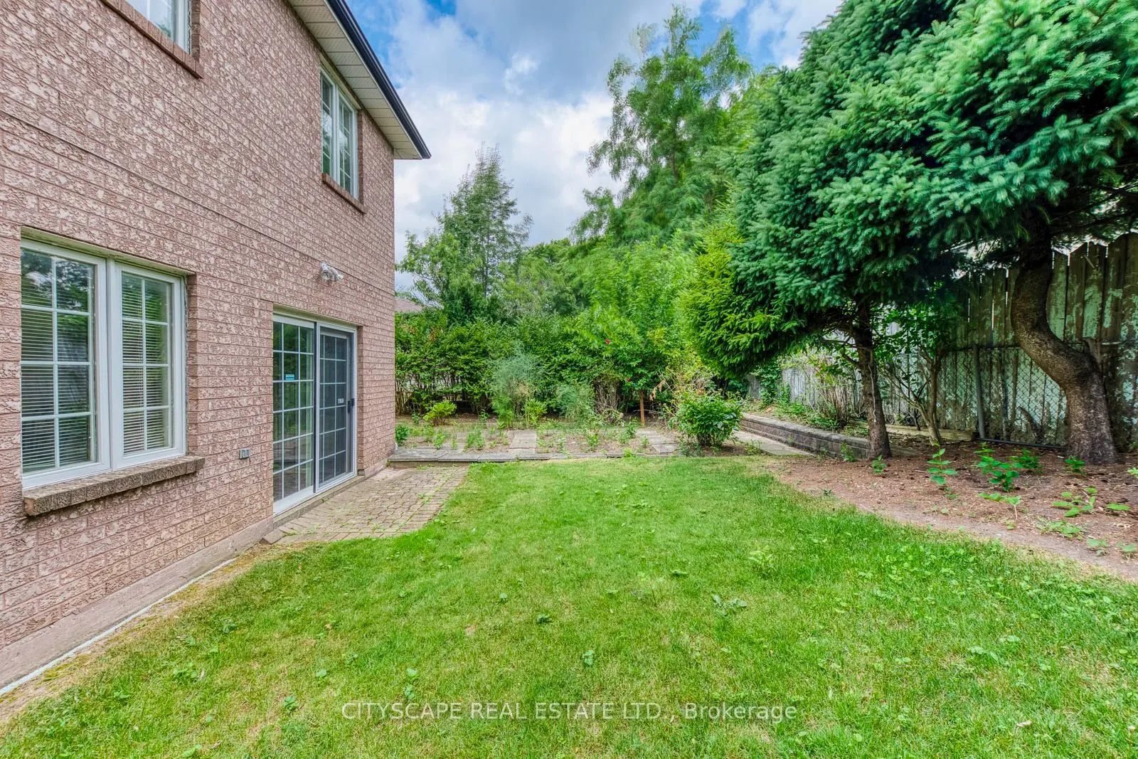 3 Midcroft Drive