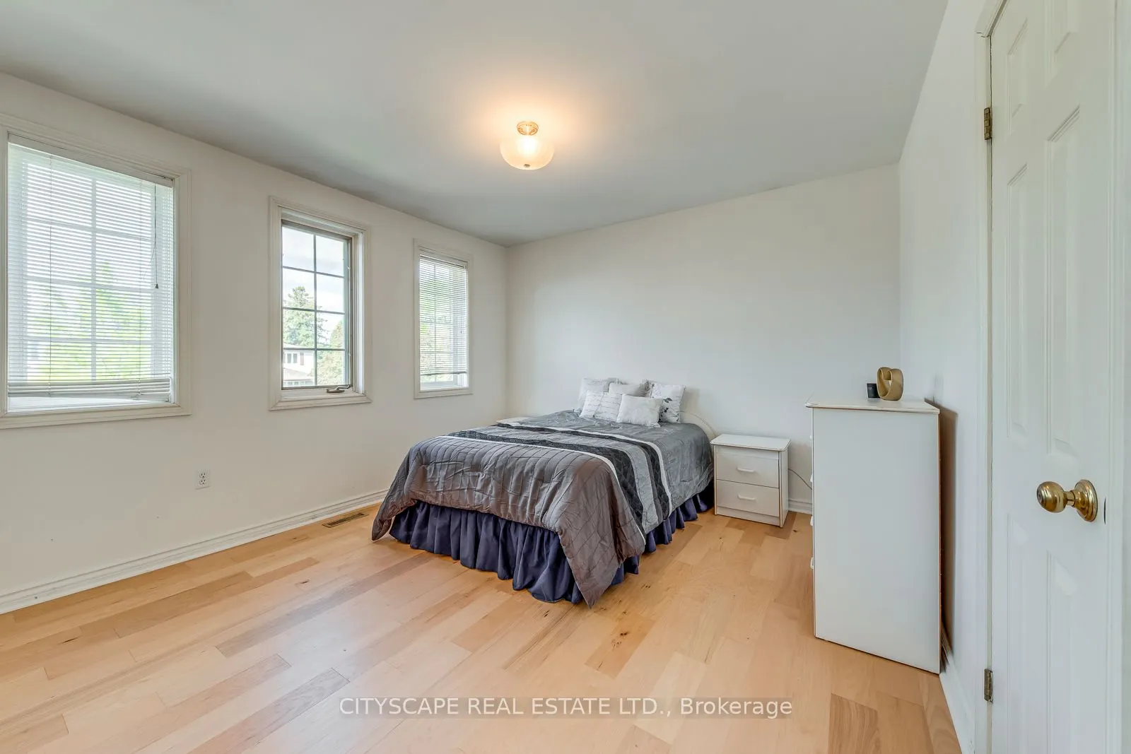 3 Midcroft Drive