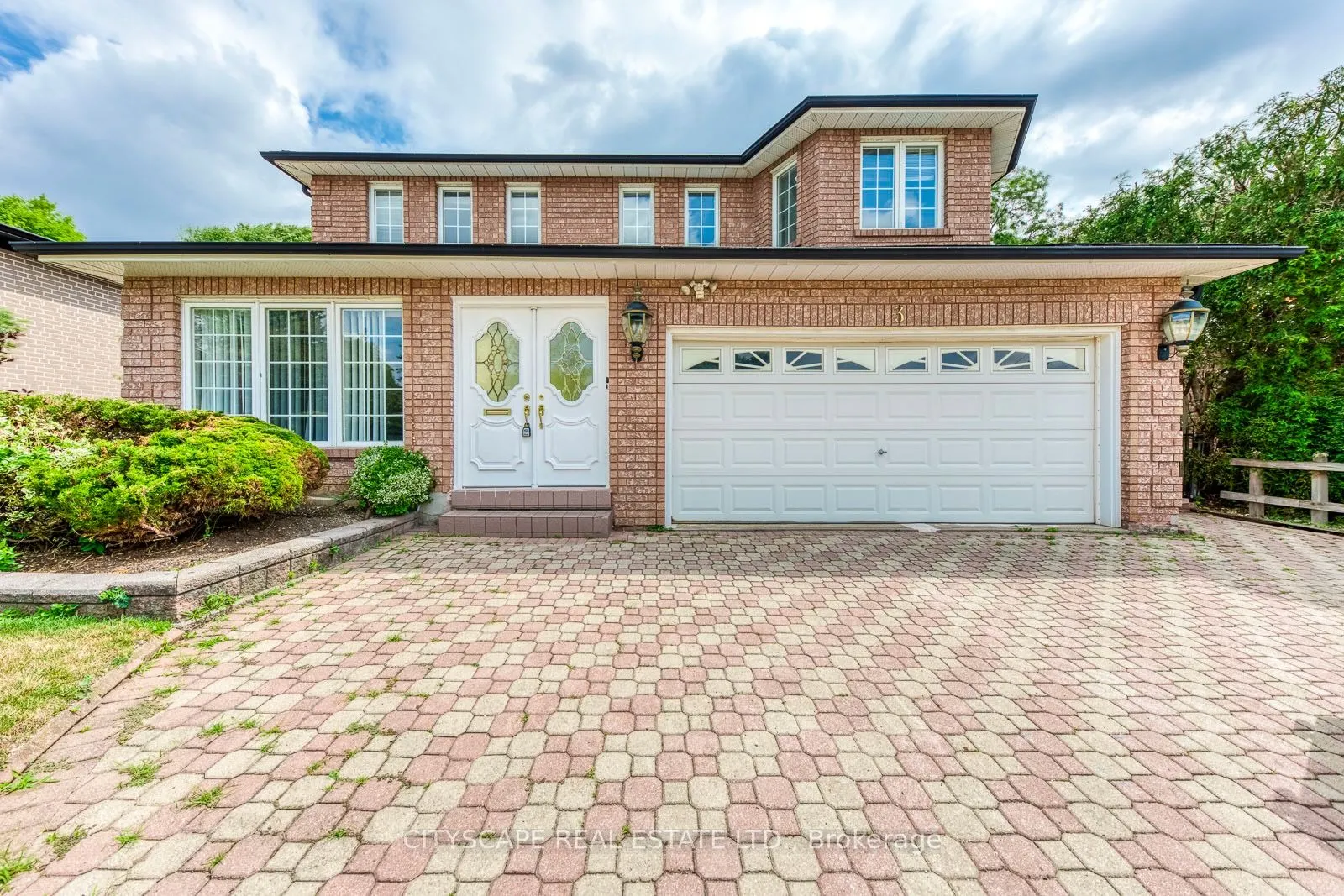 3 Midcroft Drive