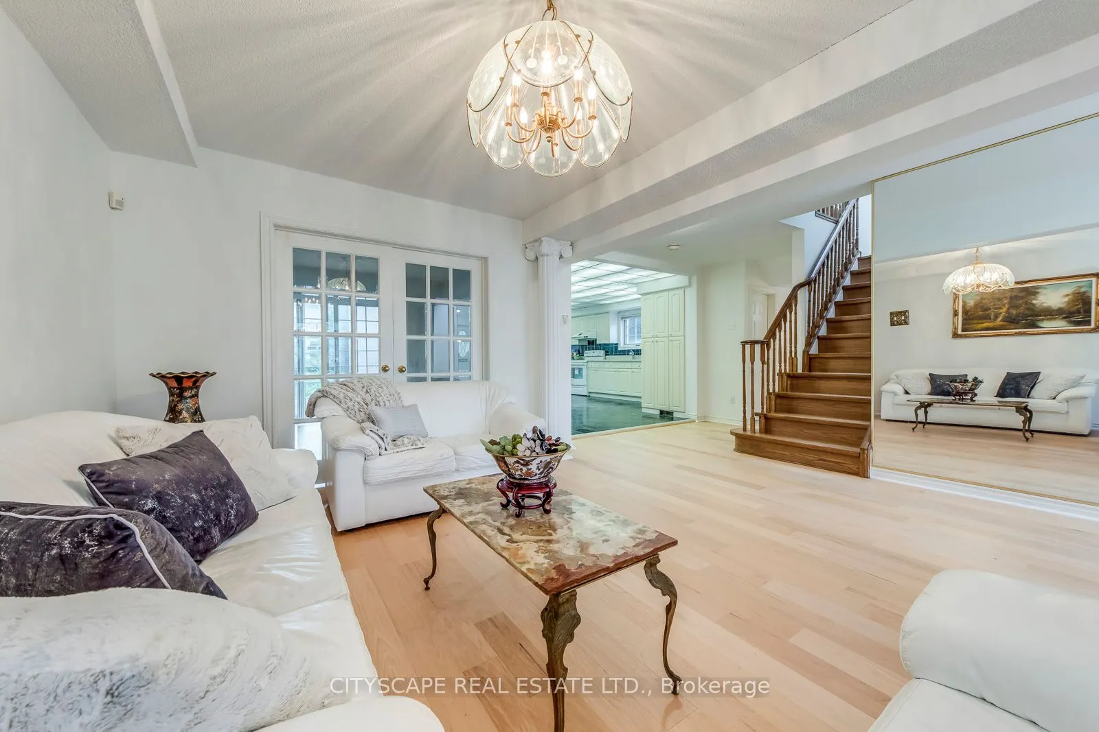 3 Midcroft Drive