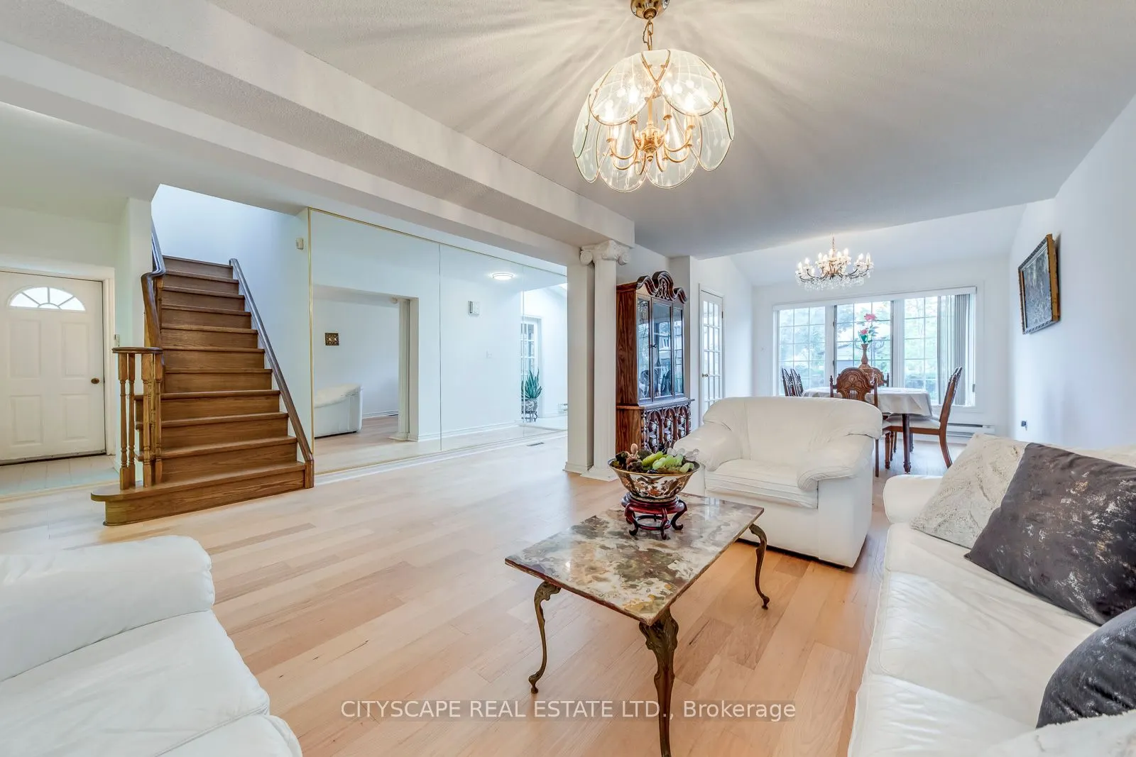 3 Midcroft Drive