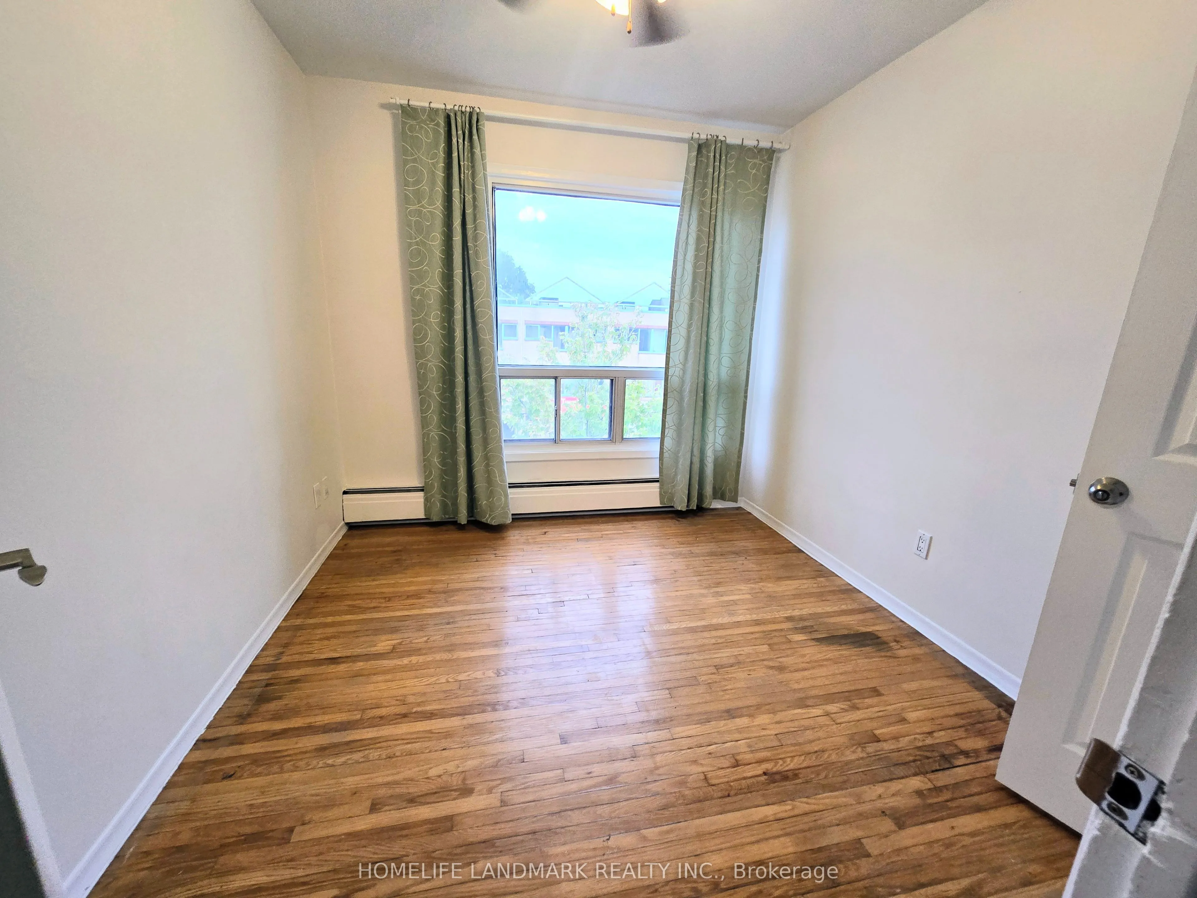 2844 Danforth Avenue, #1