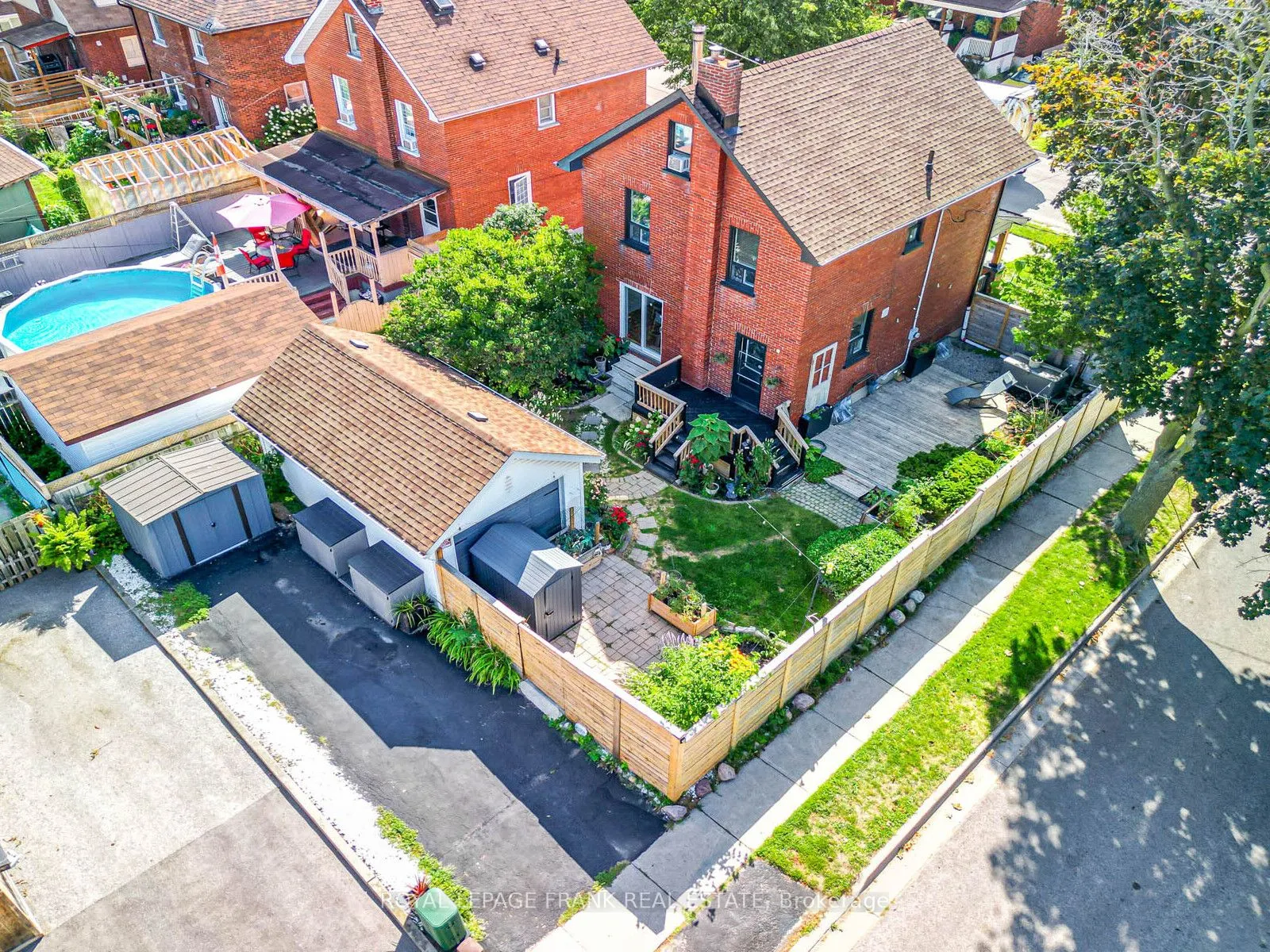 330 Arthur Street