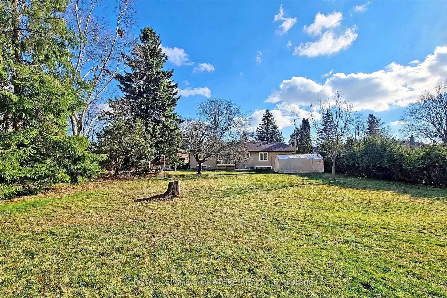 6 Bonacres Avenue