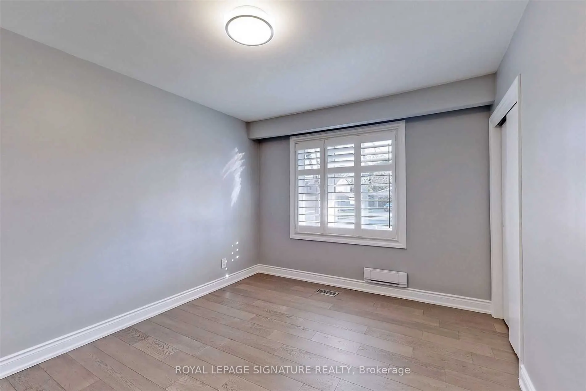 6 Bonacres Avenue