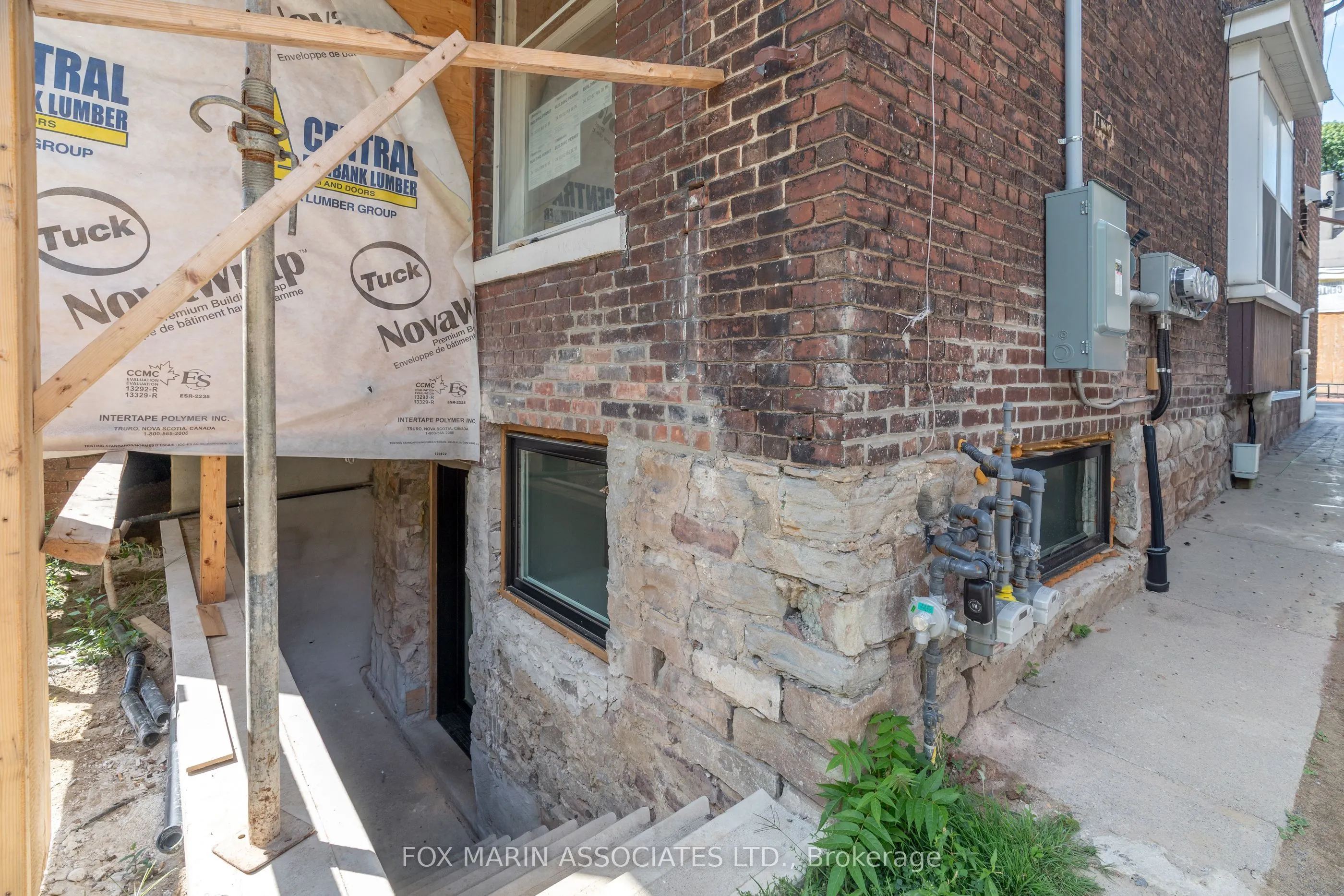 42 Sandford Avenue, #B