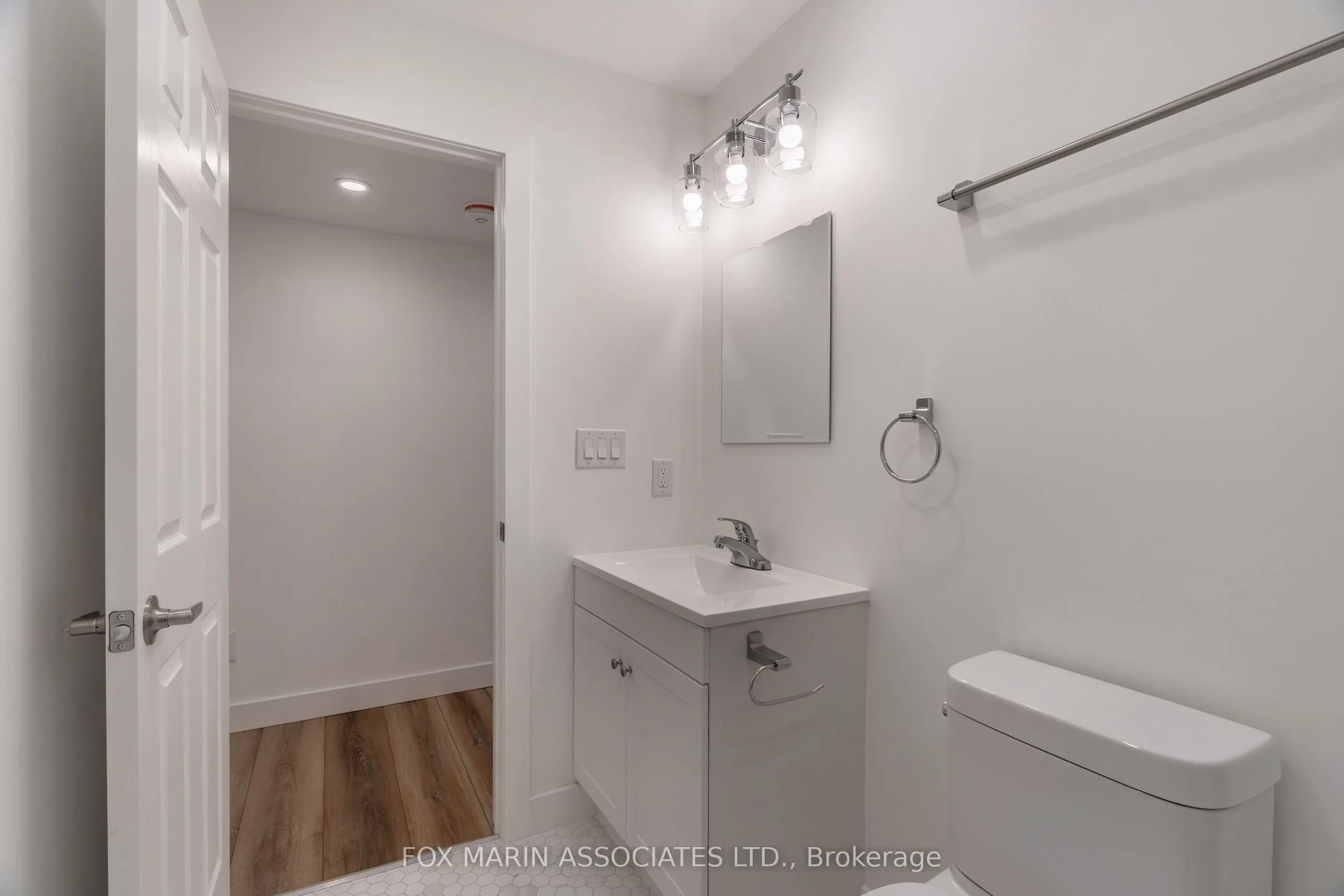 42 Sandford Avenue, #B