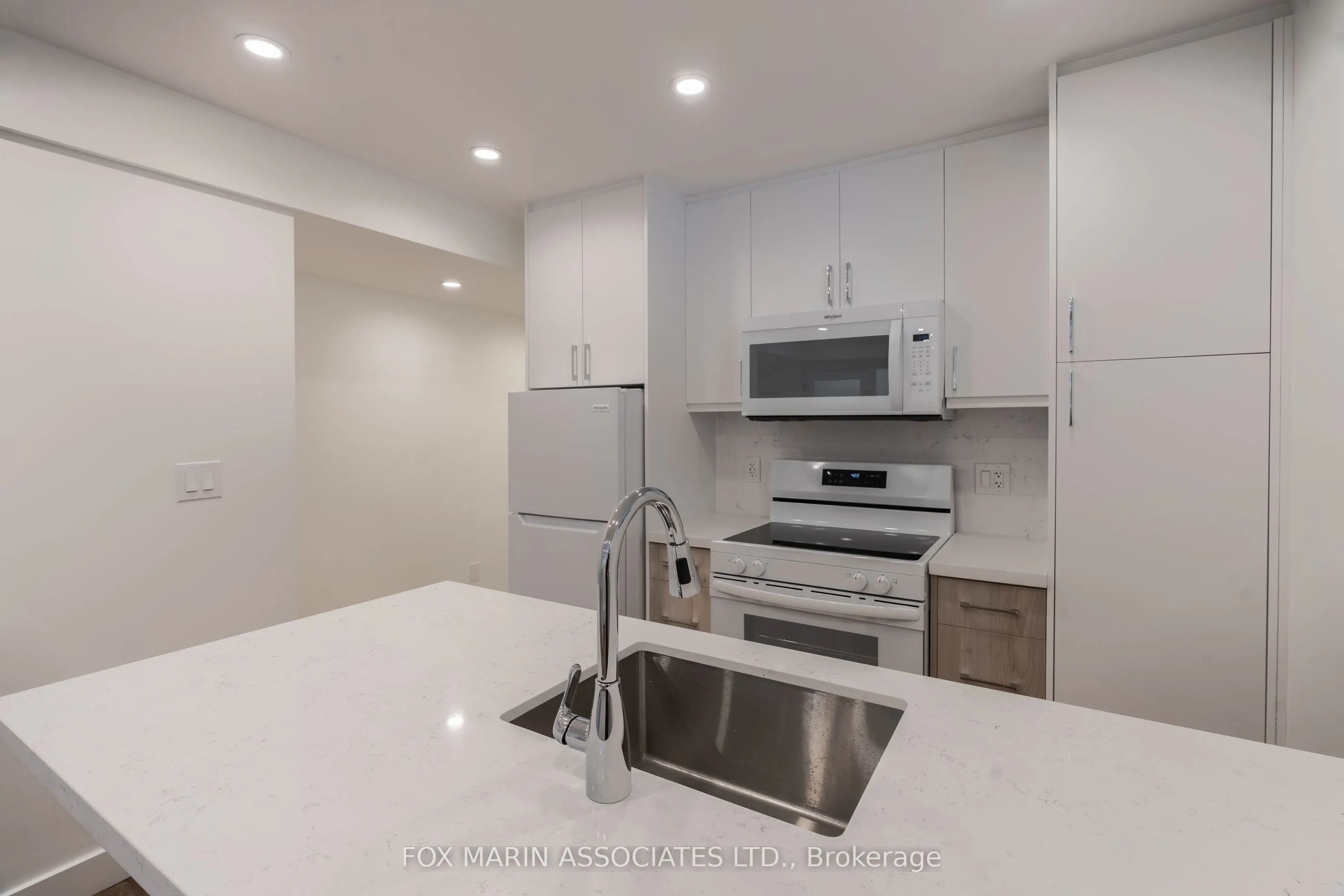 42 Sandford Avenue, #B