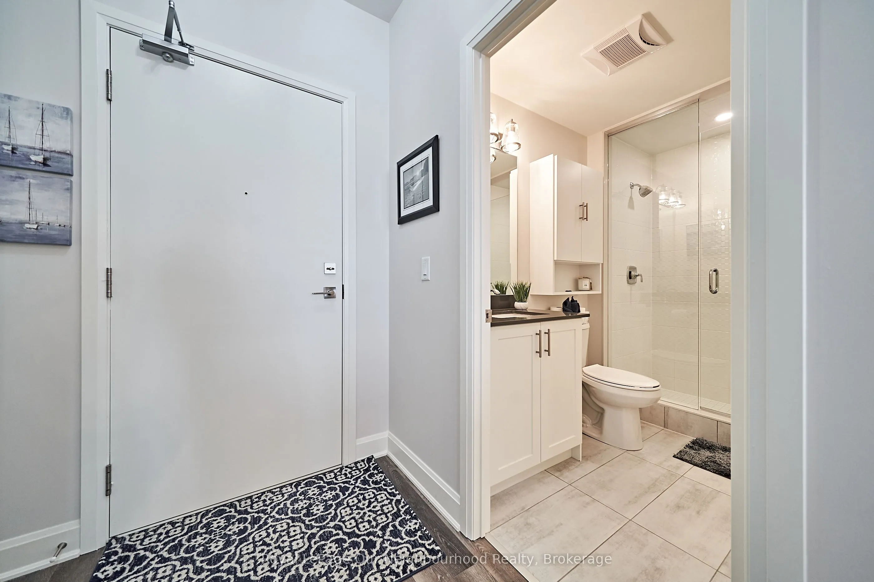 50 Lakebreeze Drive, #218