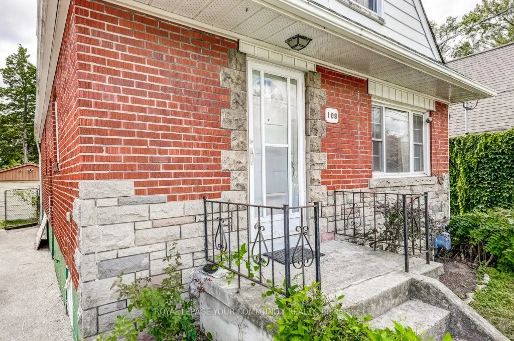 109 Glencrest Boulevard