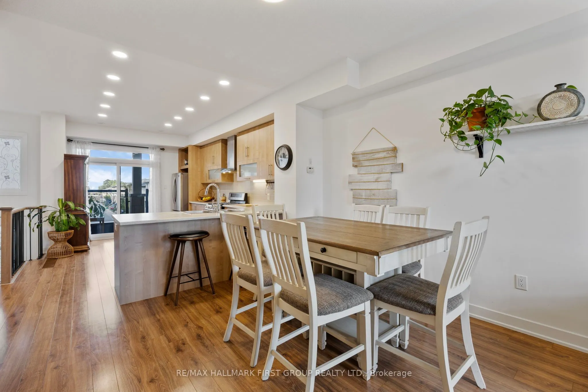 7 Shawfield Way, #79
