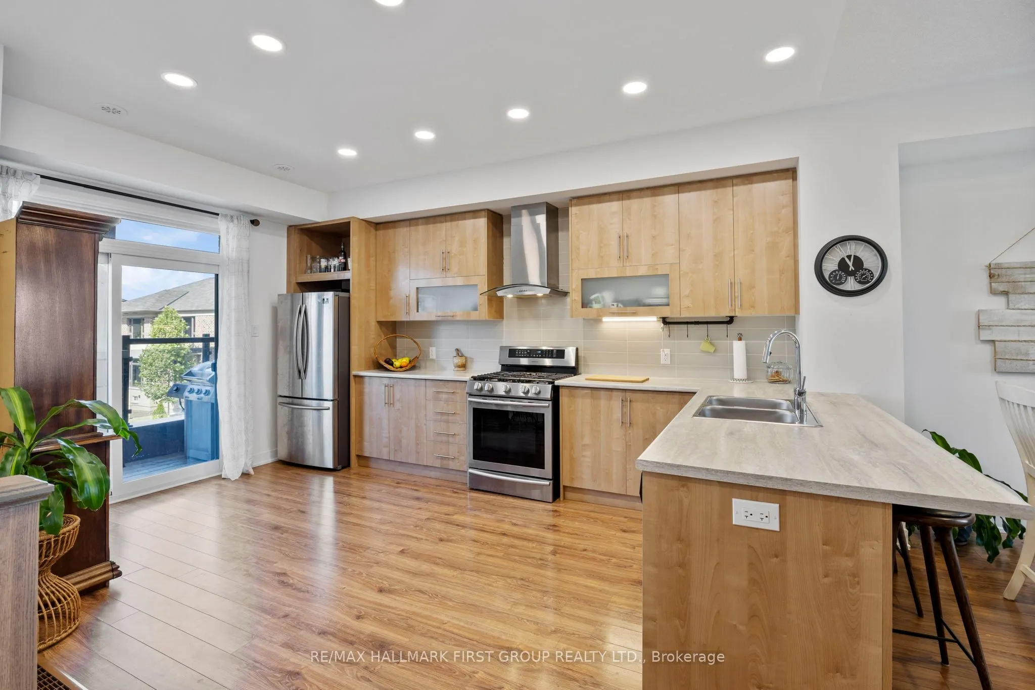 7 Shawfield Way, #79