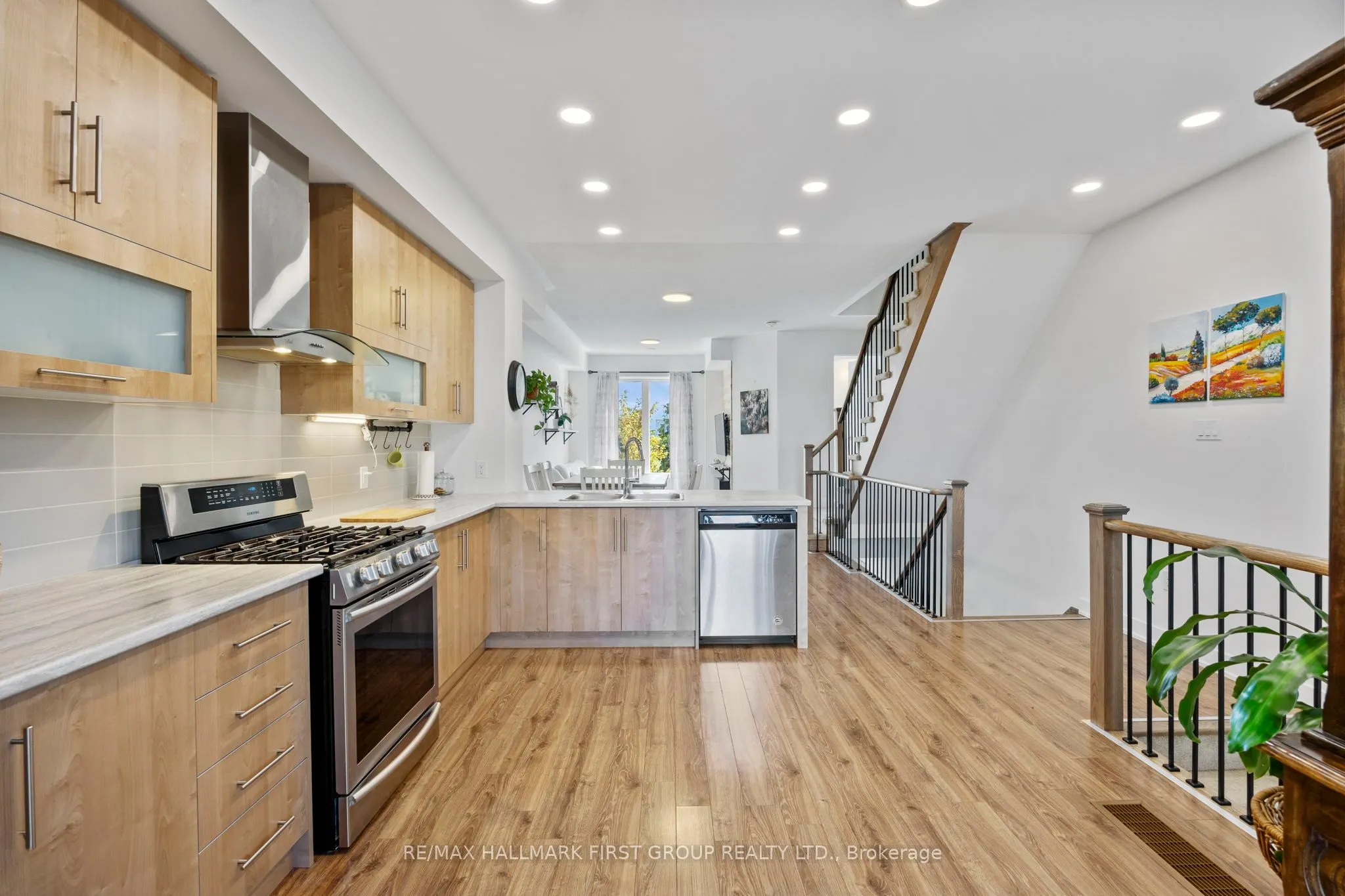 7 Shawfield Way, #79