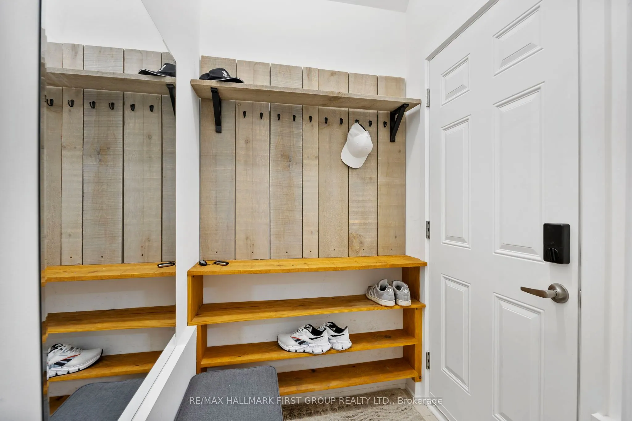 7 Shawfield Way, #79