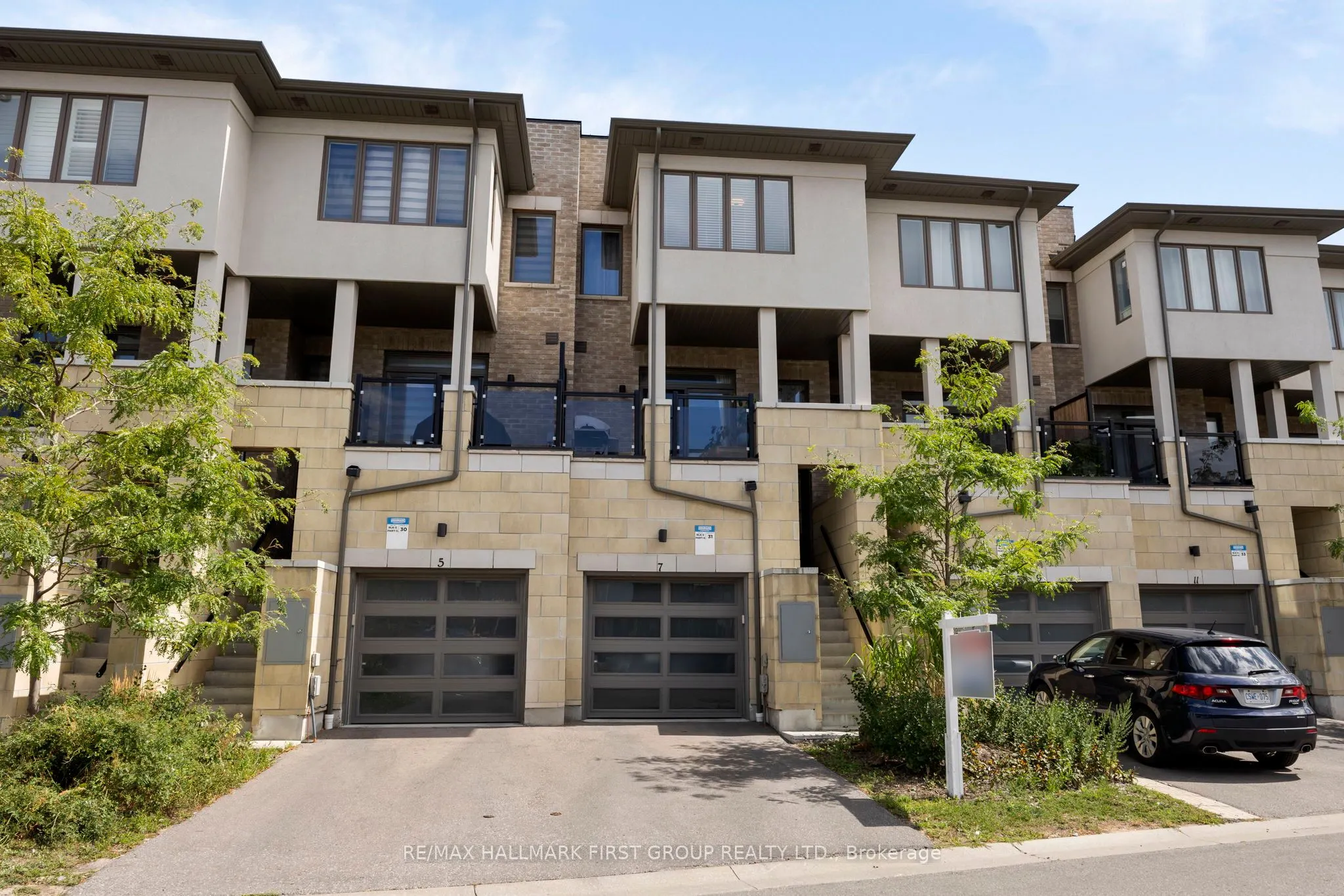 7 Shawfield Way, #79