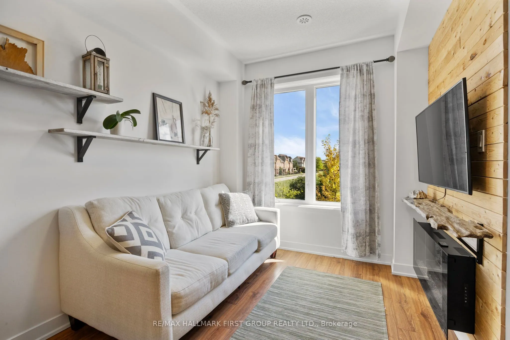 7 Shawfield Way, #79