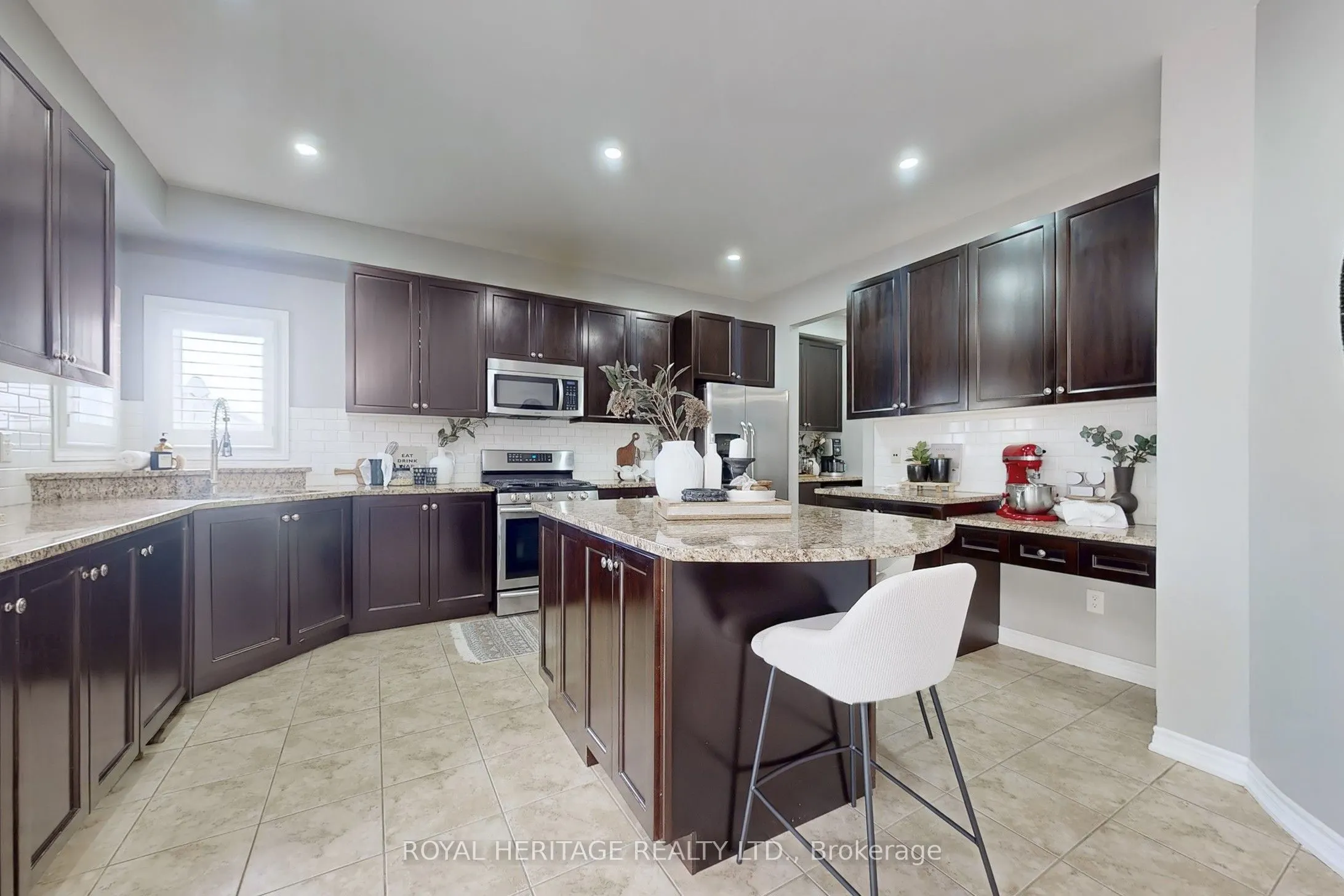 47 Sisson Lane