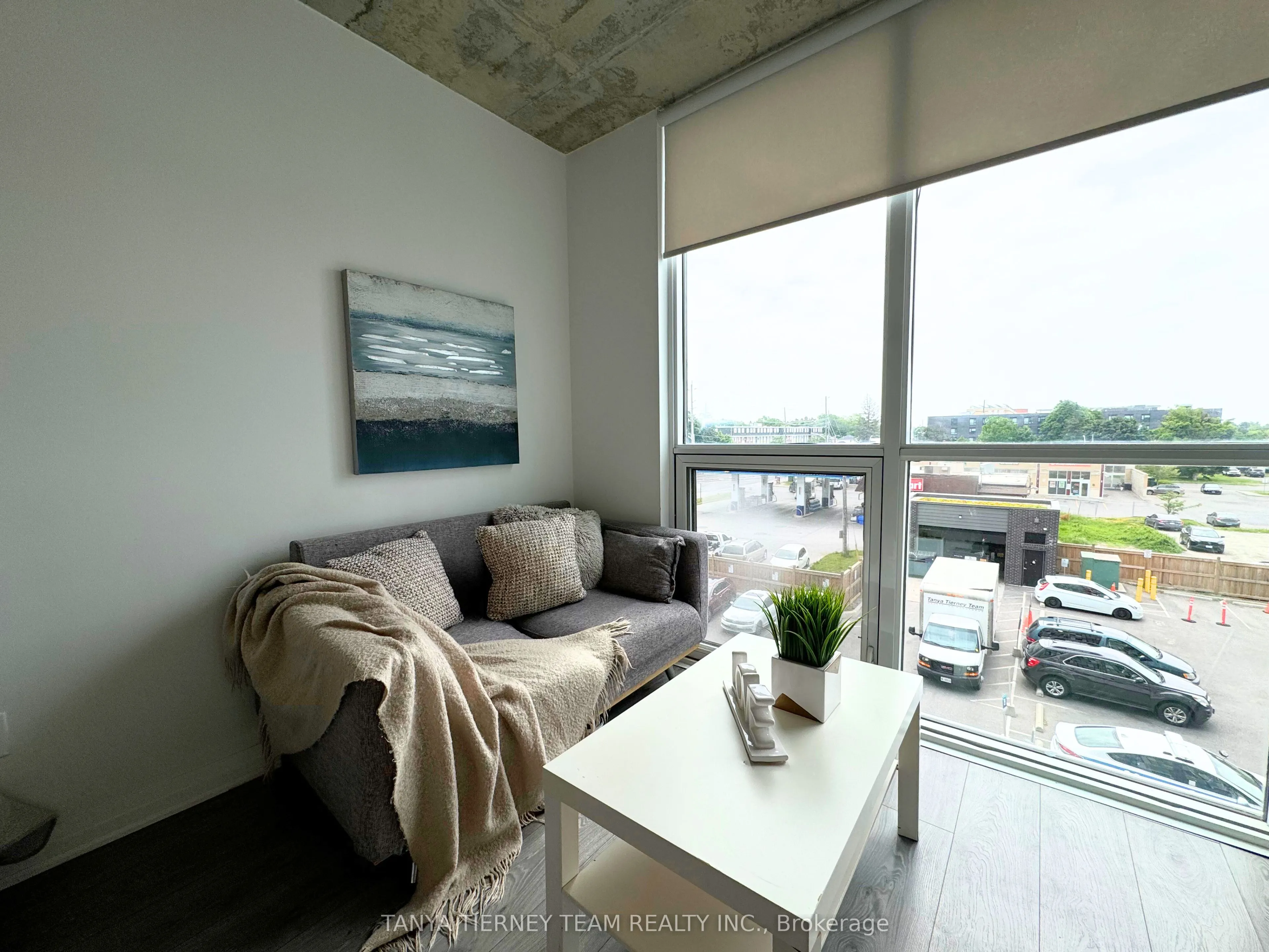 1900 Simcoe Street N, #535