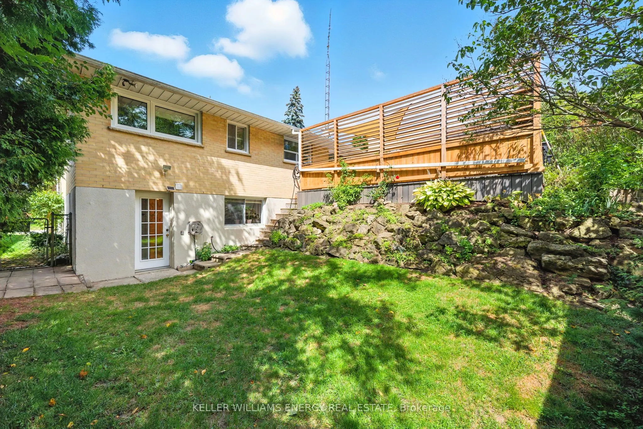 1033 Newbury Avenue