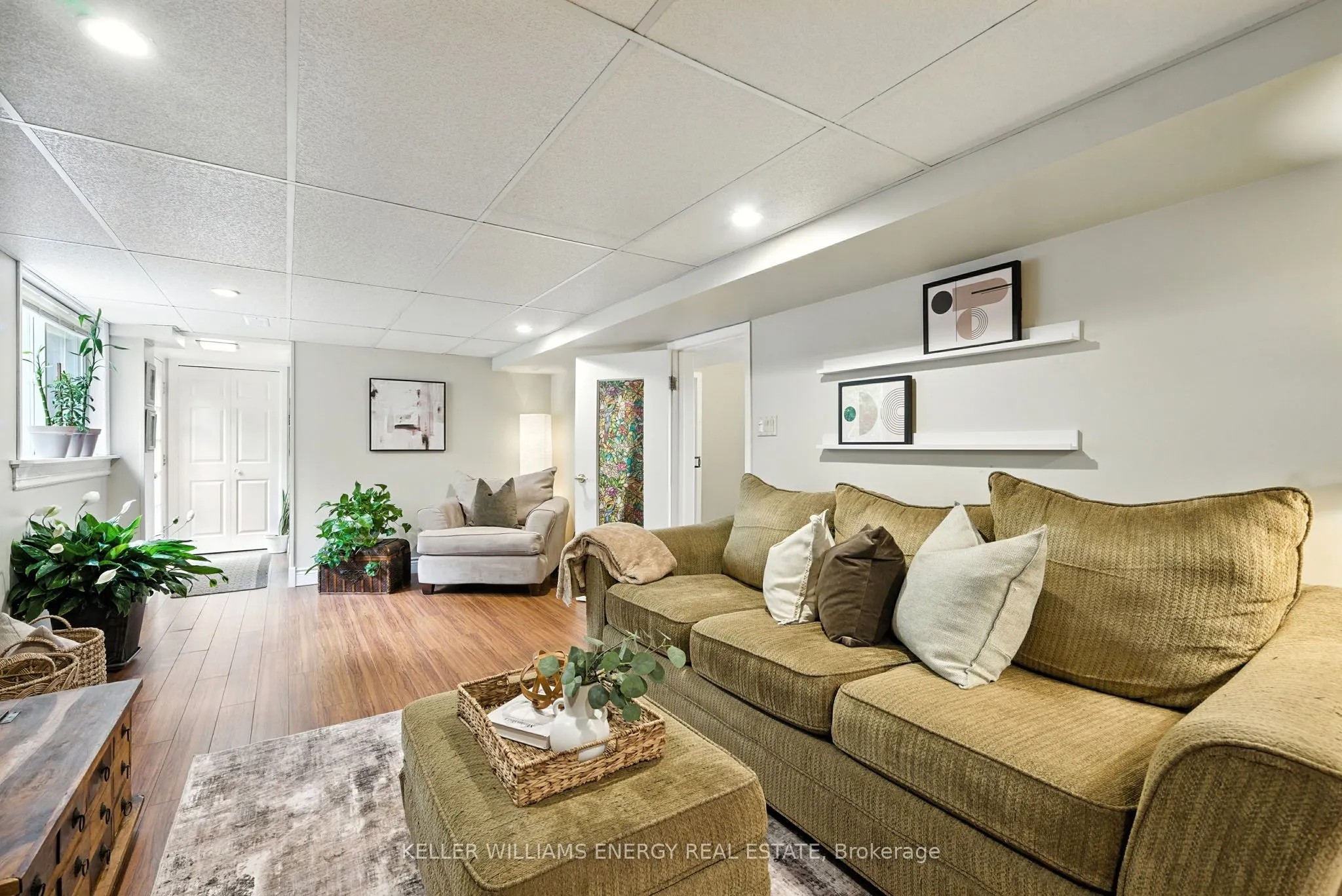 1033 Newbury Avenue