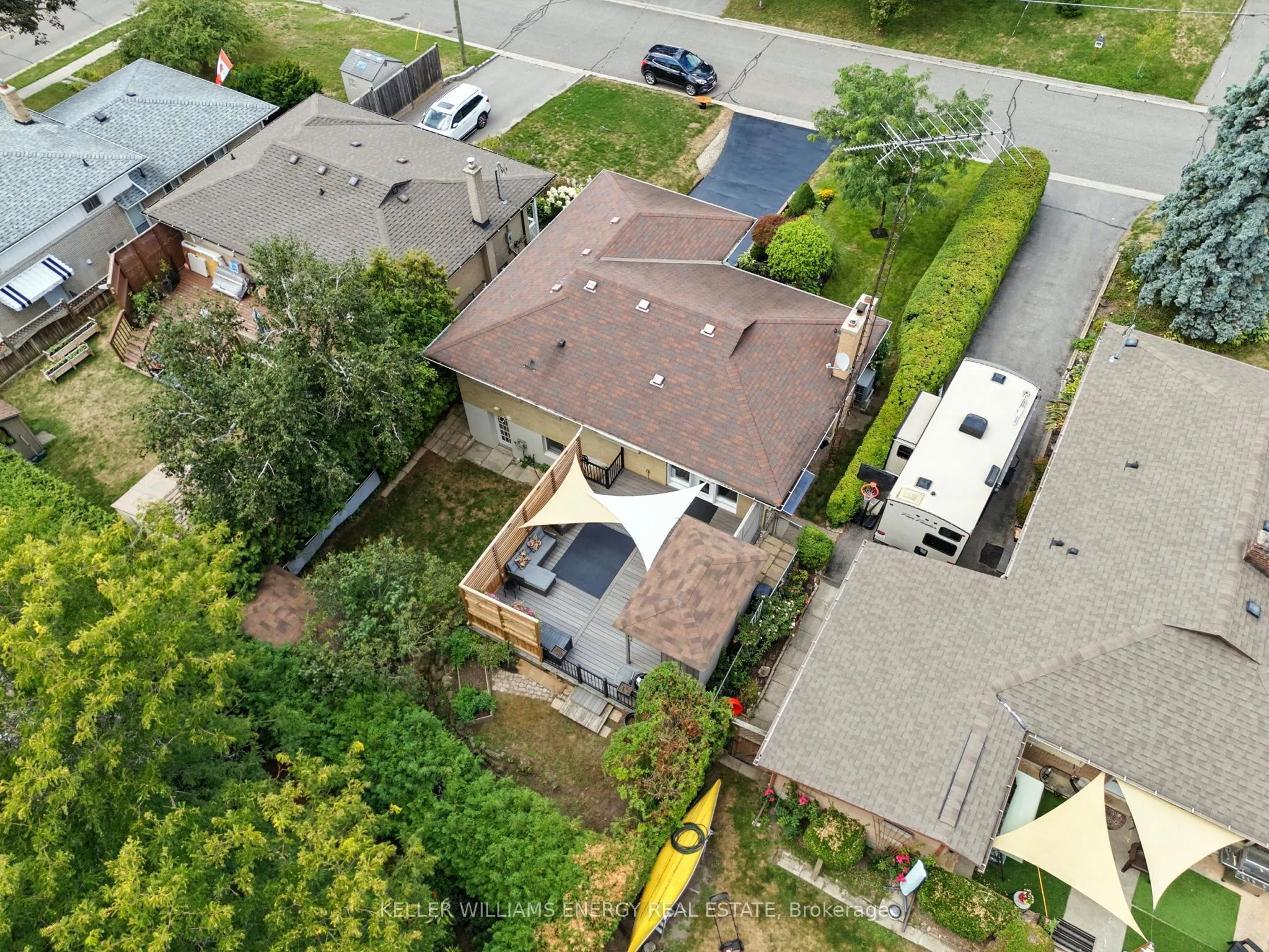 1033 Newbury Avenue