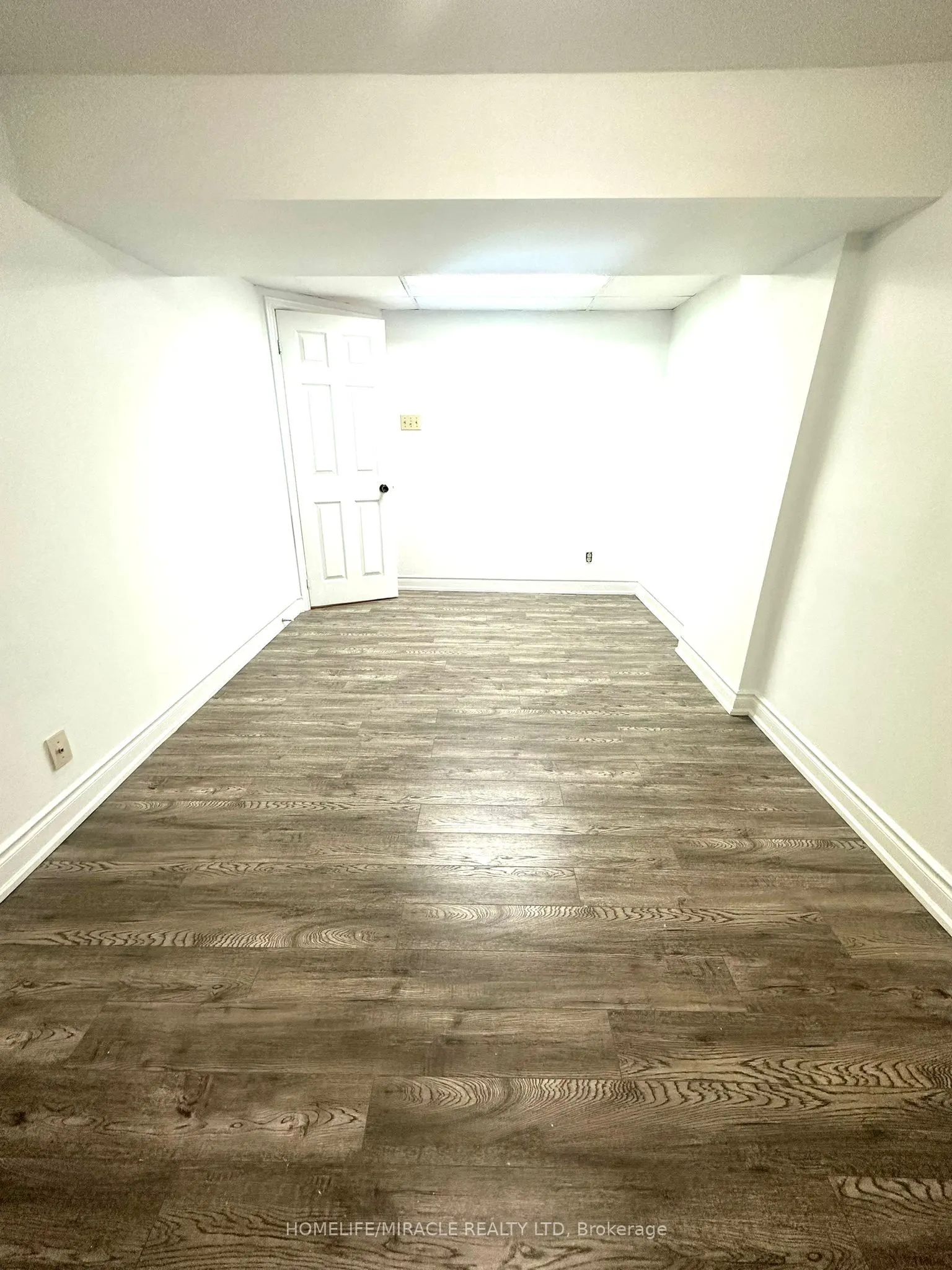 9 Maresfield Drive N