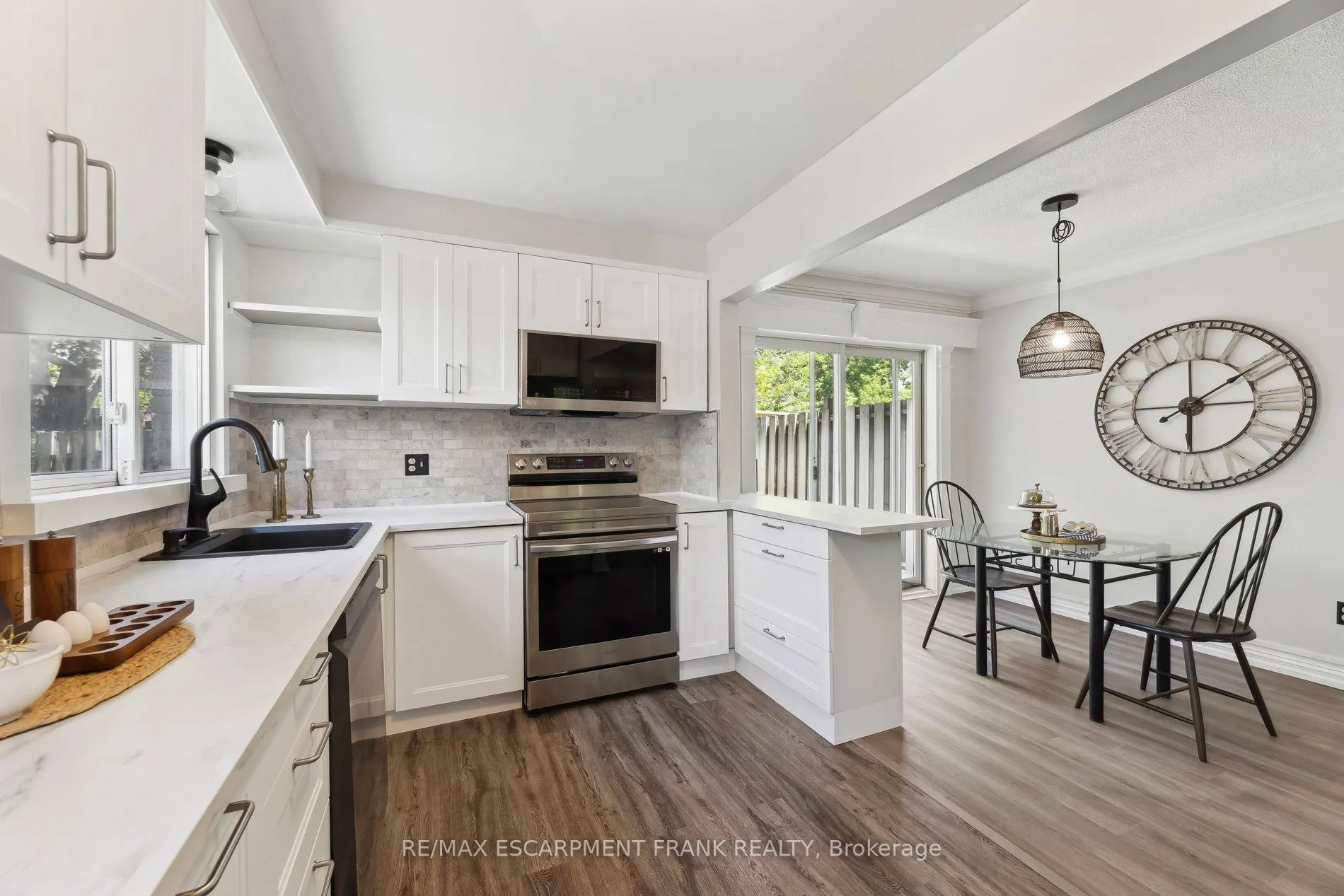 647 Balsam Crescent