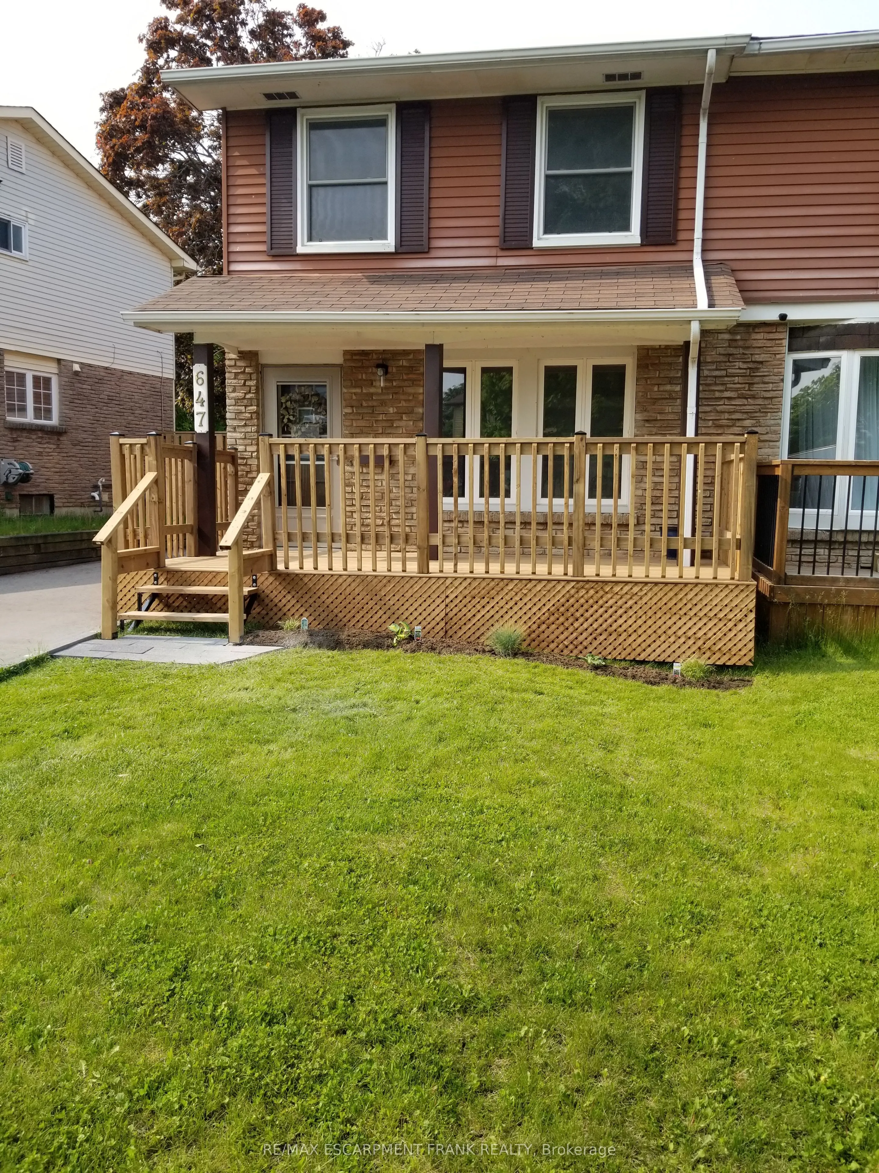 647 Balsam Crescent