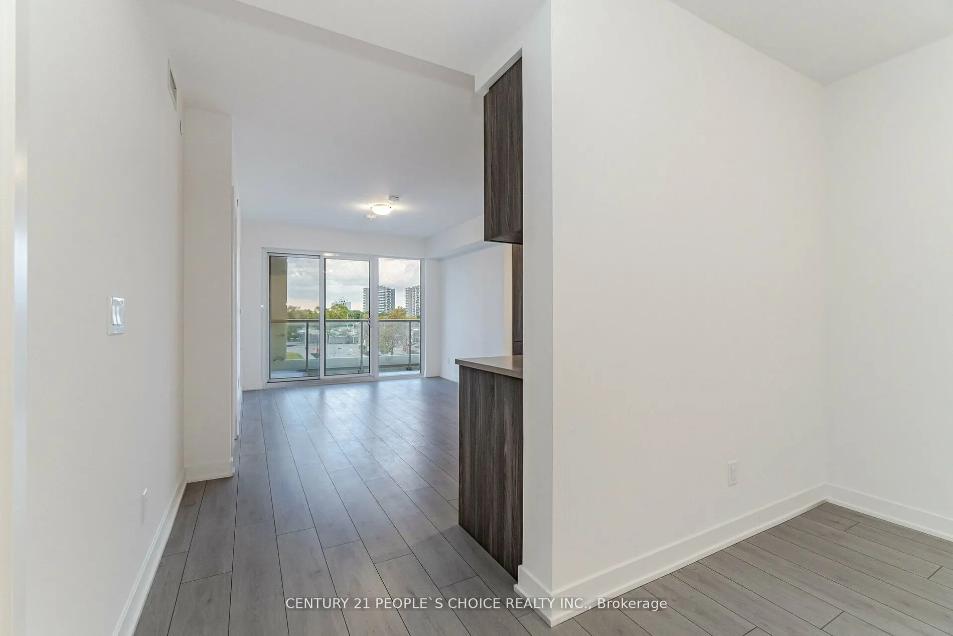 2033 kennedy Road W, #312