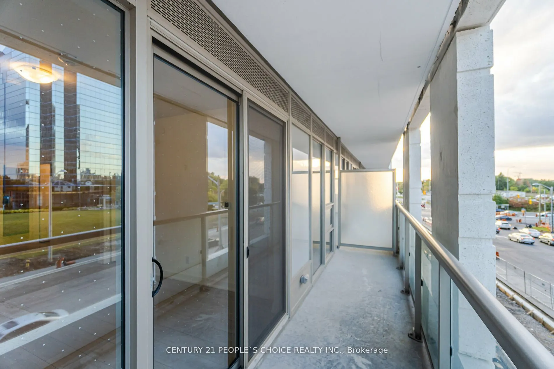 2033 kennedy Road W, #312