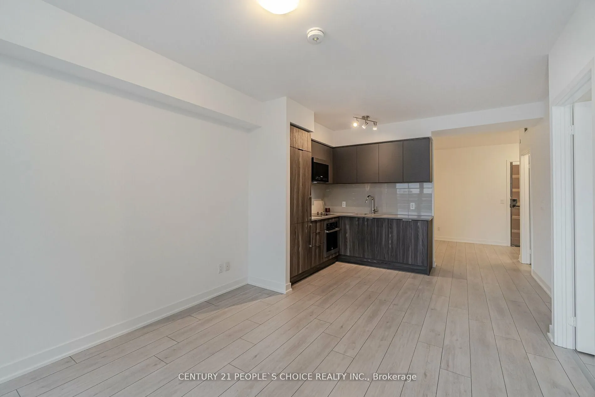 2033 kennedy Road W, #312